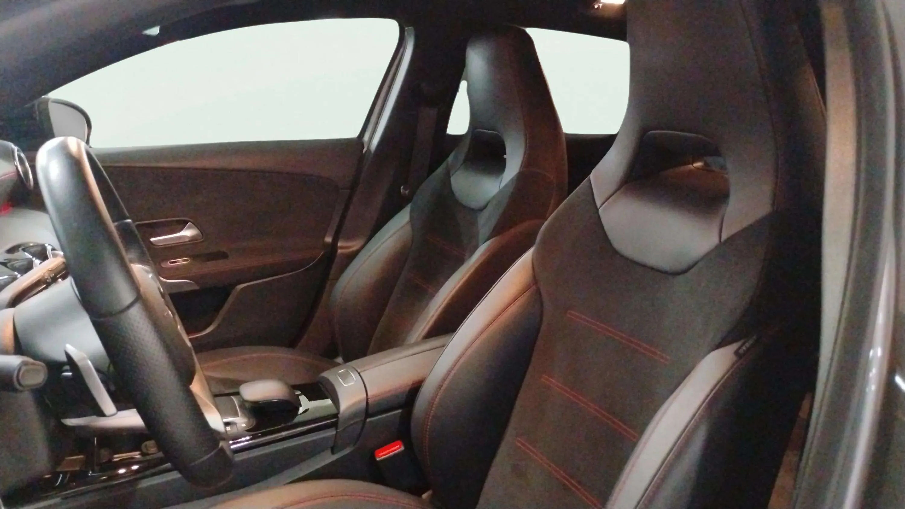 Mercedes-Benz Clase A A 180 - foto 9