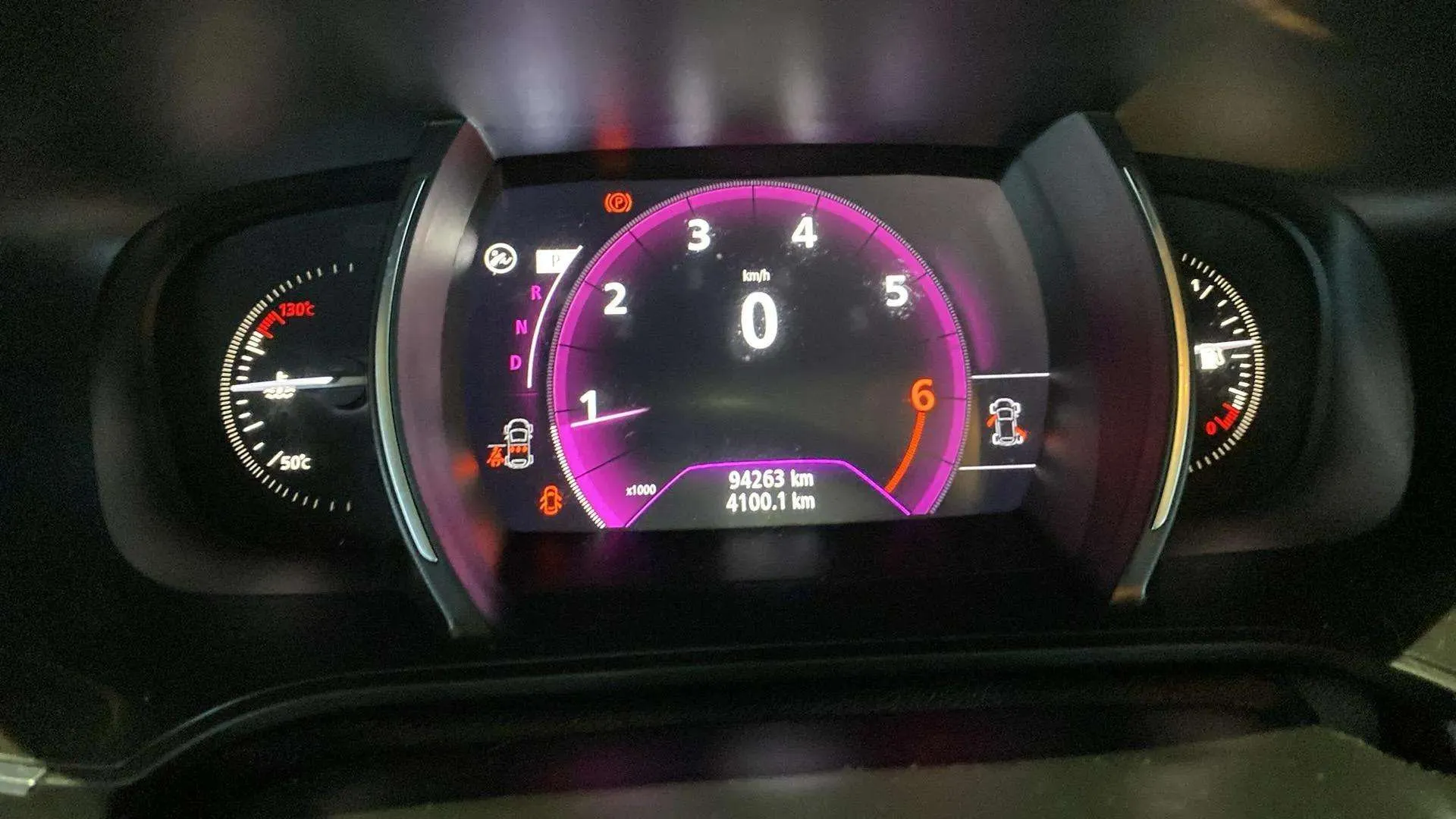 Renault Mégane Bose TCe GPF EDC - foto 17