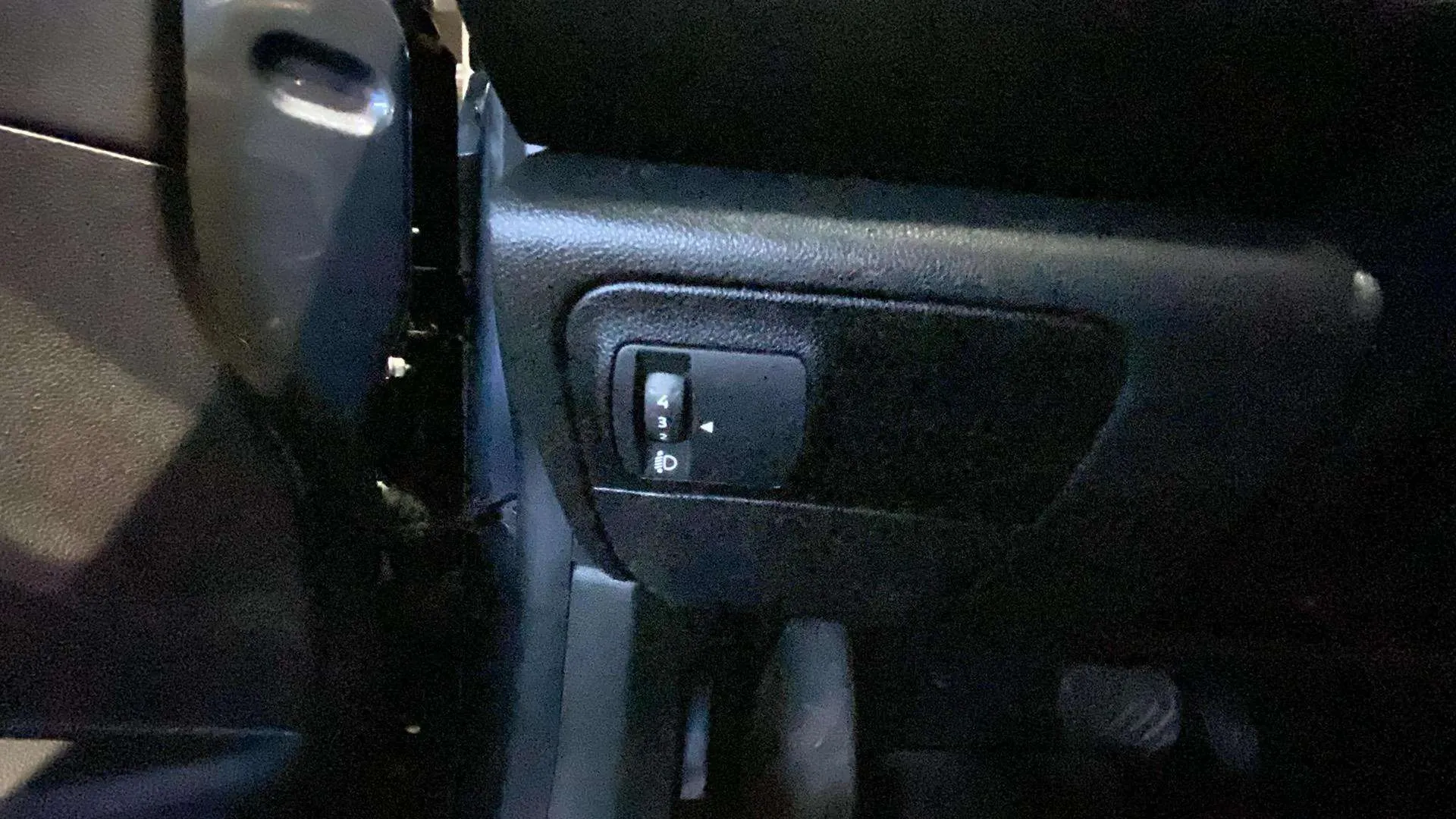 Renault Mégane Bose TCe GPF EDC - foto 23