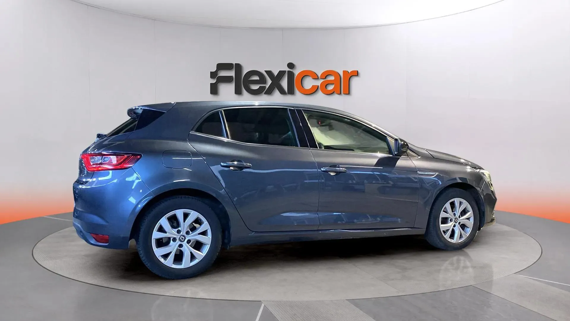 Renault Mégane Bose TCe GPF EDC - foto 7