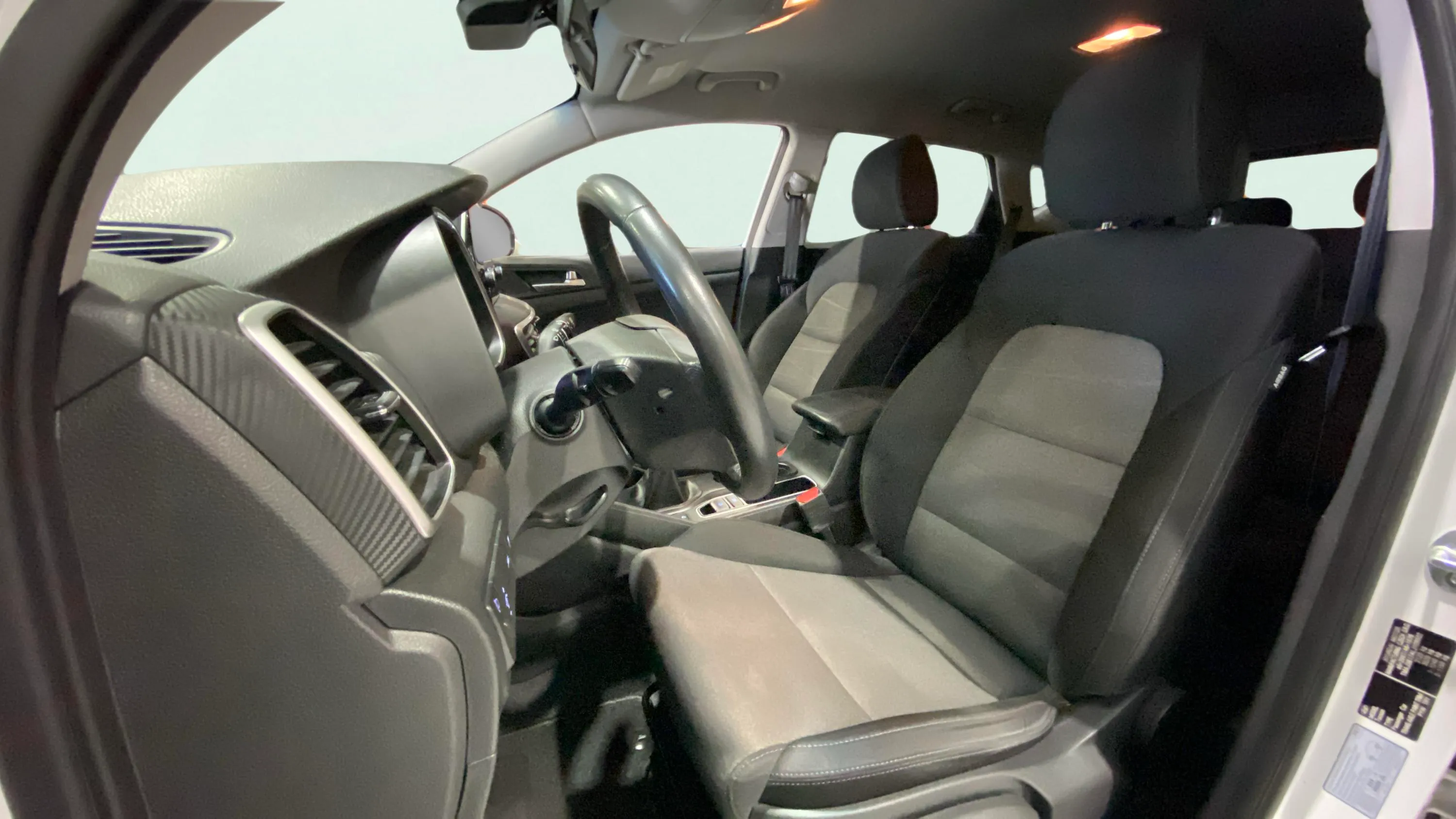 Hyundai Tucson 1.6 CRDi 48V Maxx - foto 10