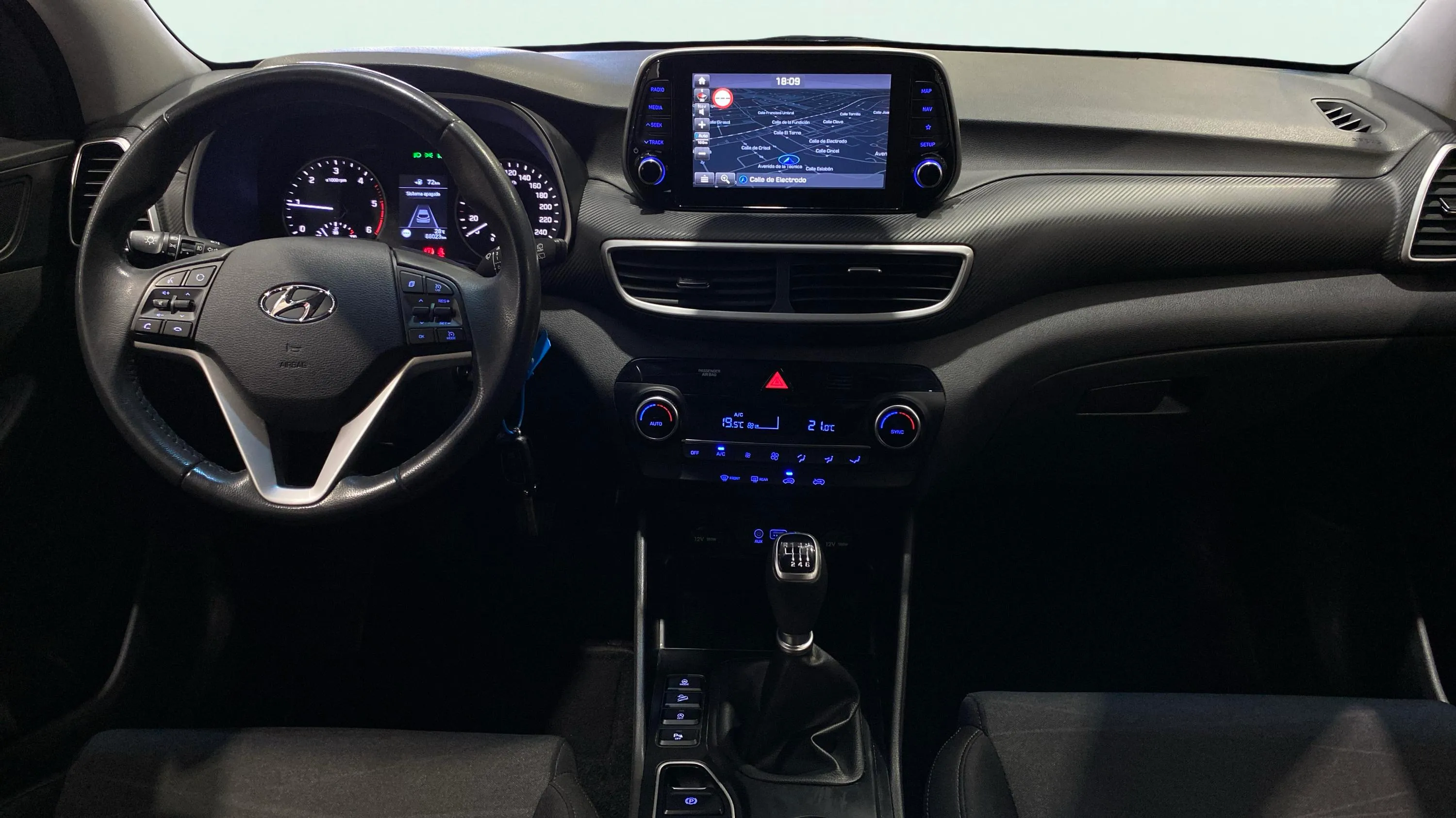 Hyundai Tucson 1.6 CRDi 48V Maxx - foto 25