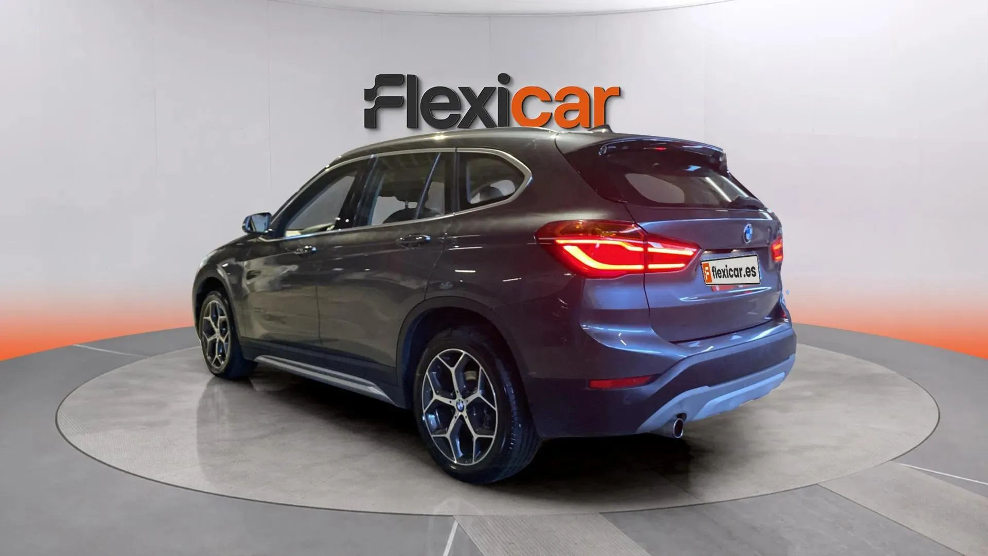 BMW X1 sDrive18d - foto 6