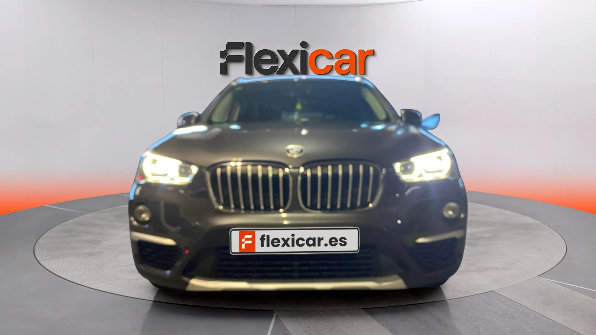 BMW X1 sDrive18d - foto 33
