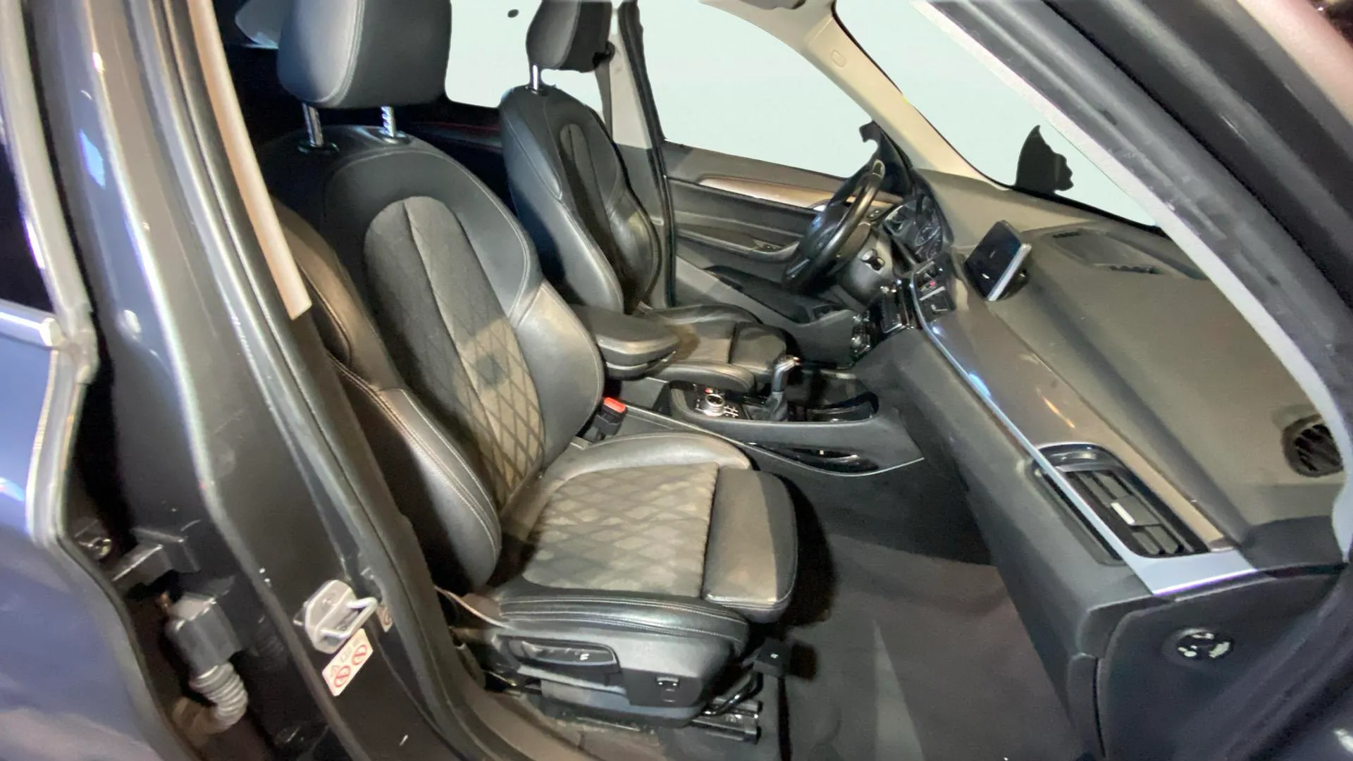 BMW X1 sDrive18d - foto 49