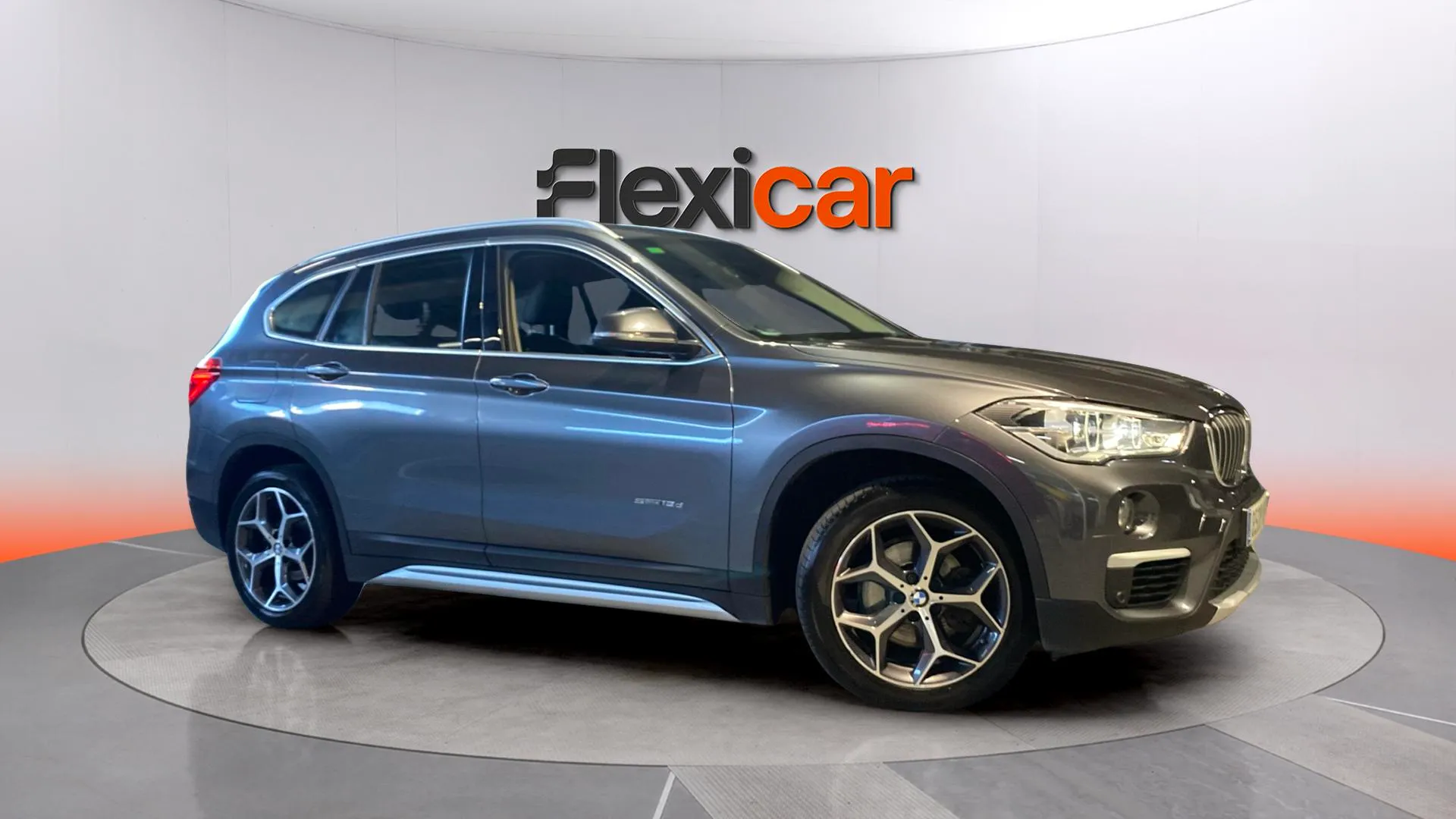 BMW X1 sDrive18d - foto 43