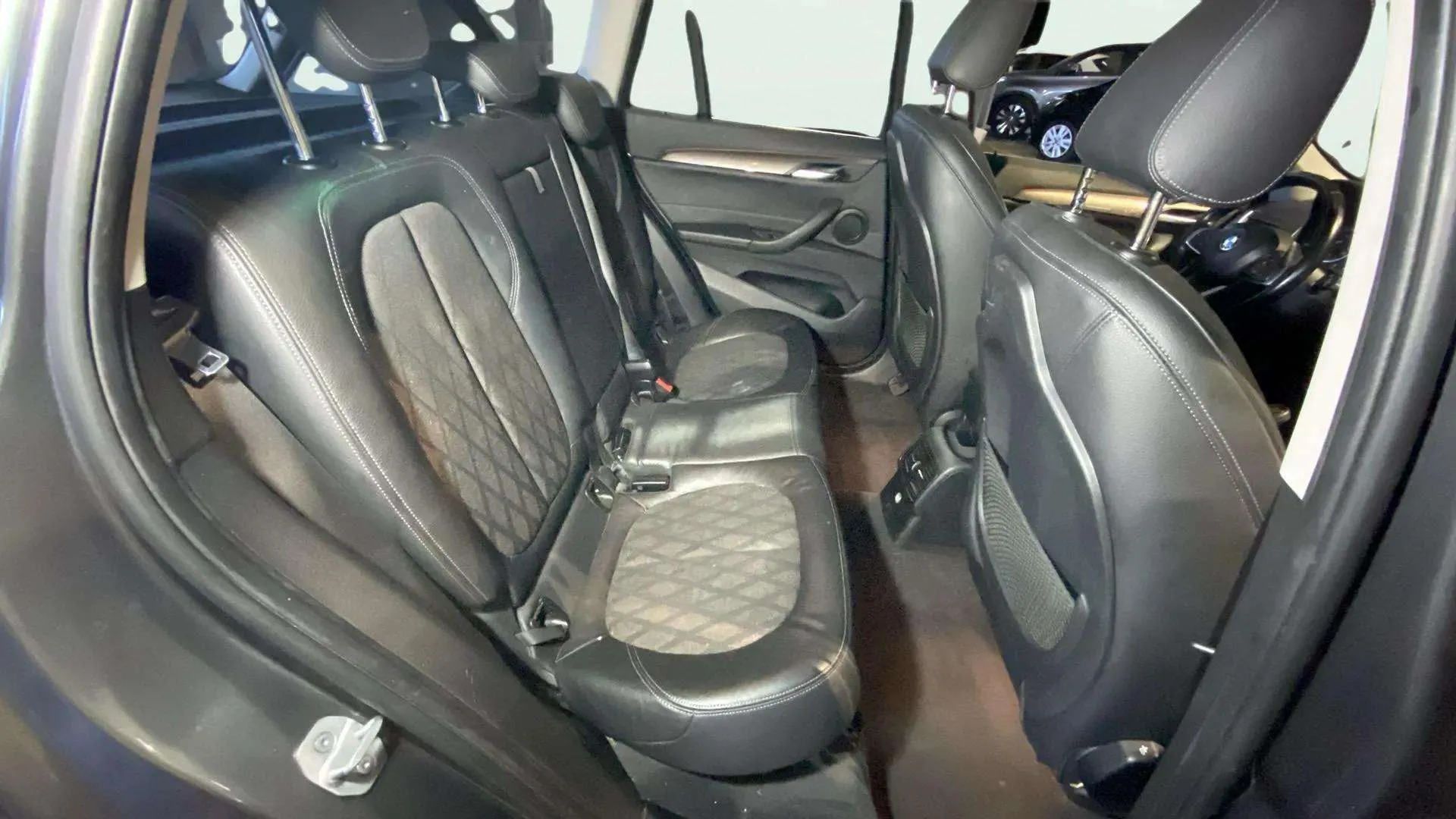 BMW X1 sDrive18d - foto 17