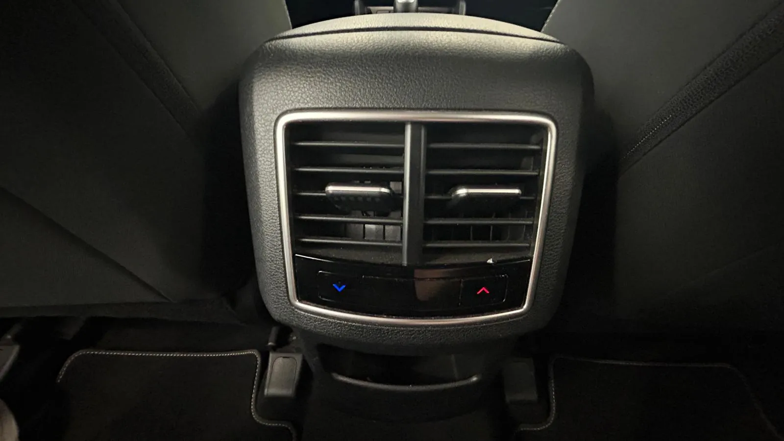 Kia Sportage 1.6 T-GDi Drive 4x2 - foto 20