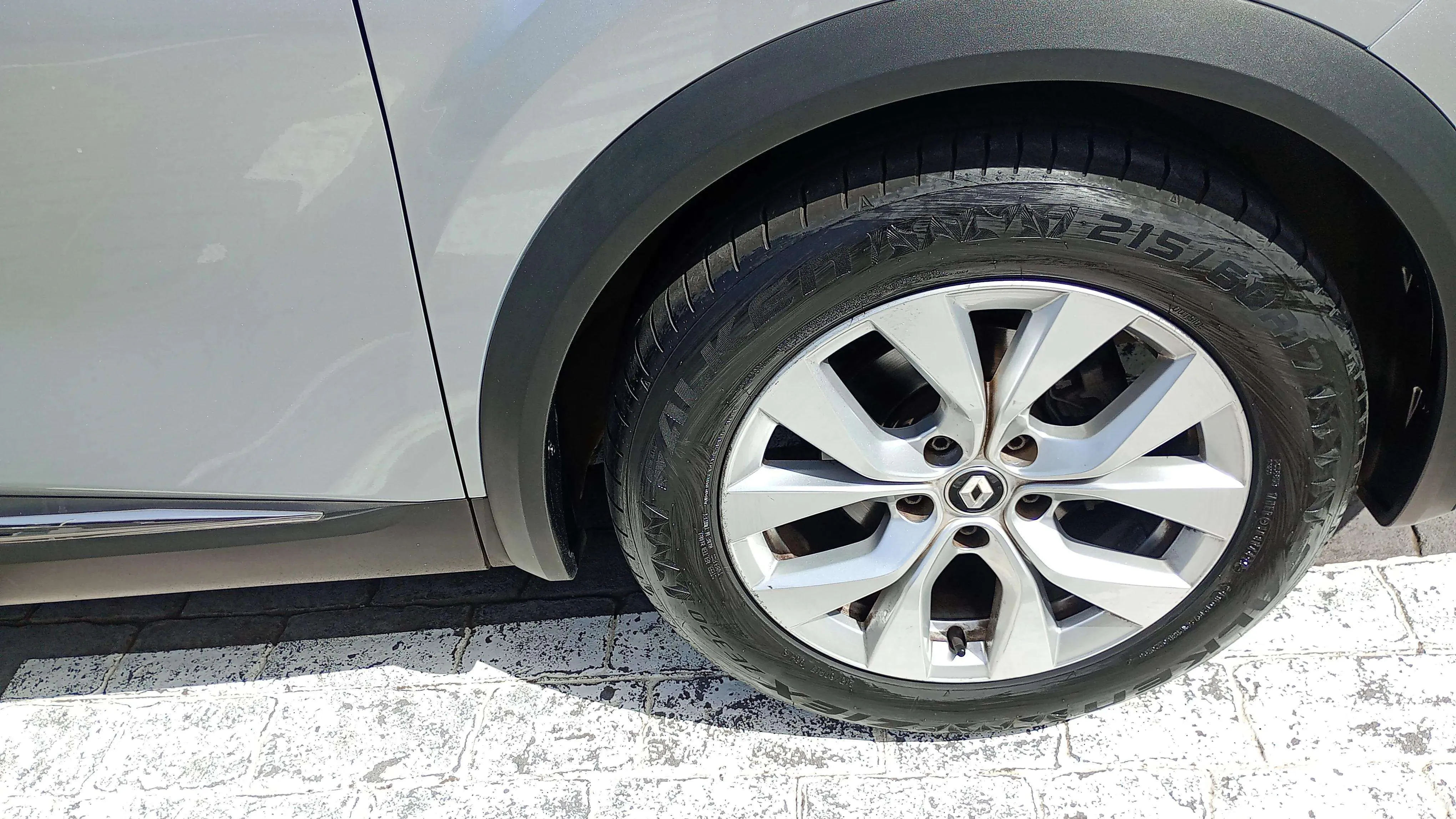 Renault Captur Zen TCe 90 - foto 17