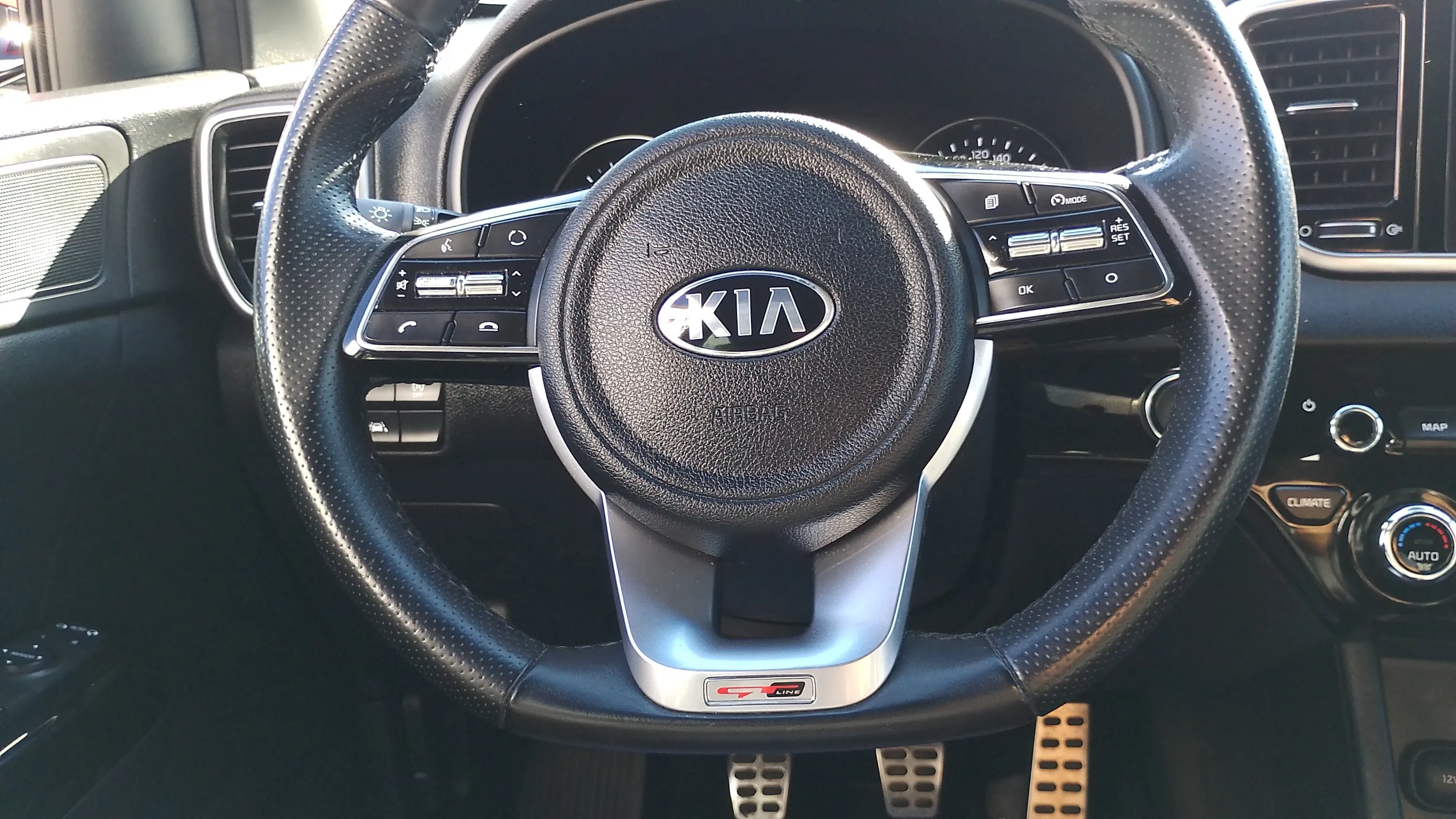Kia Sportage 1.6 MHEV GT Line Essential 4x2 - foto 13