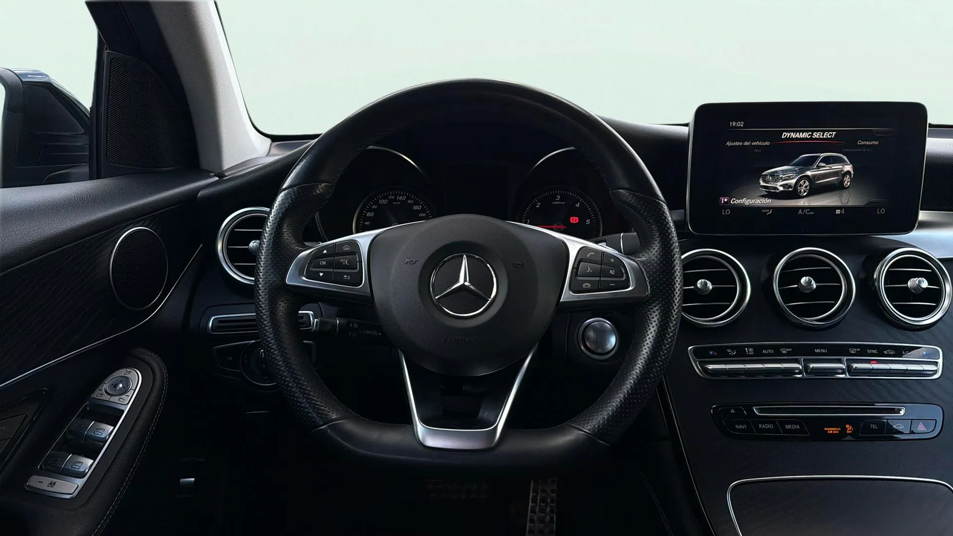 Mercedes-Benz GLC 220 d 4MATIC - foto 9