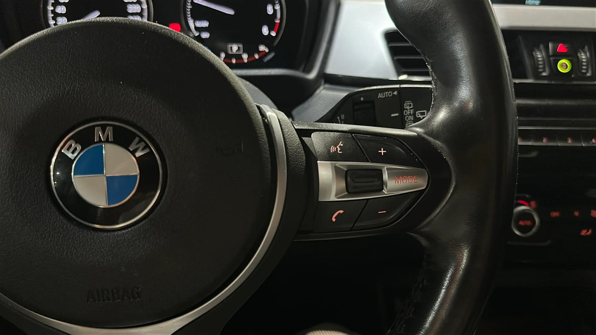 BMW X2 sDrive18d - foto 14