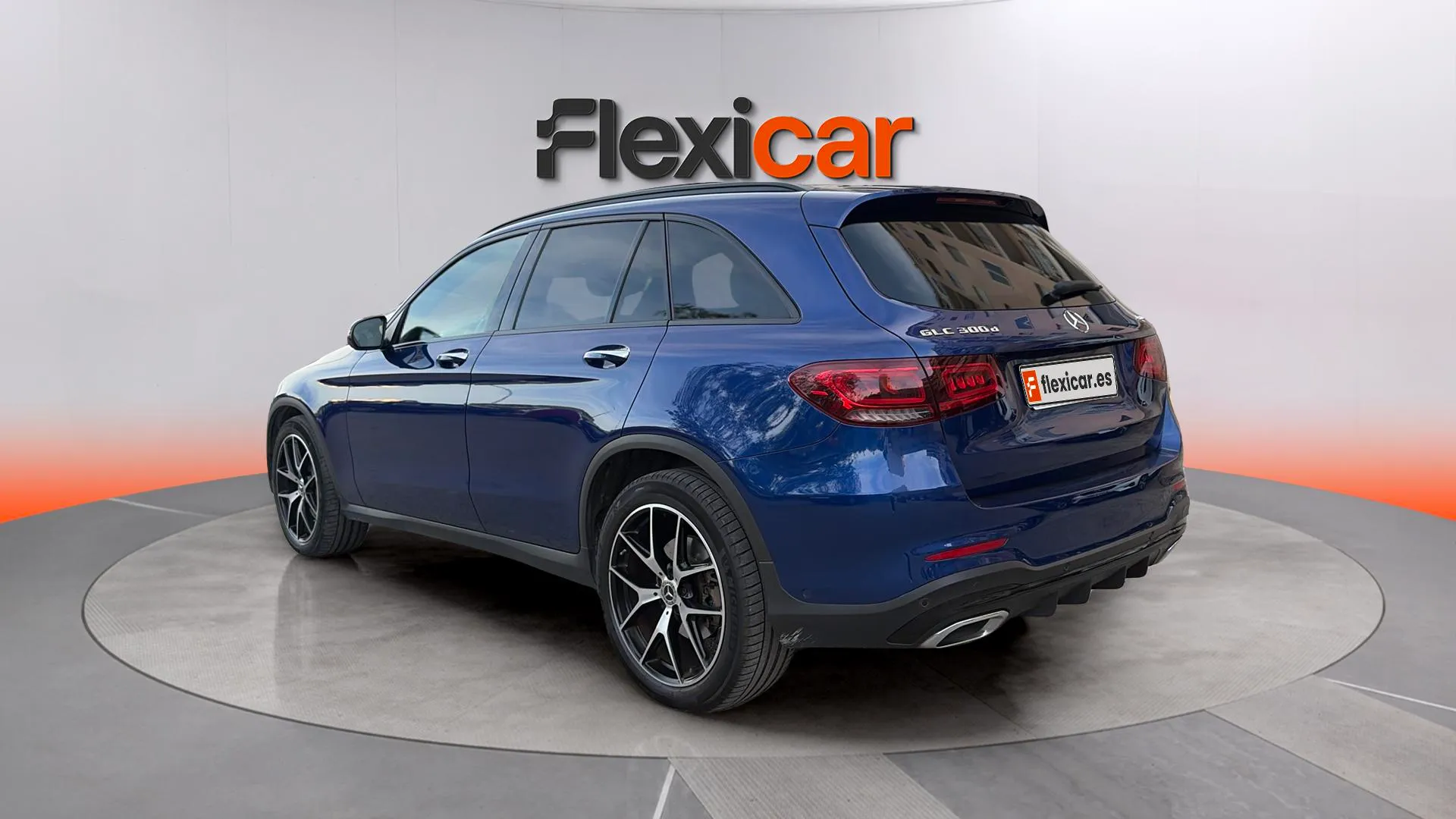 Mercedes-Benz GLC 300 d 4MATIC - foto 5