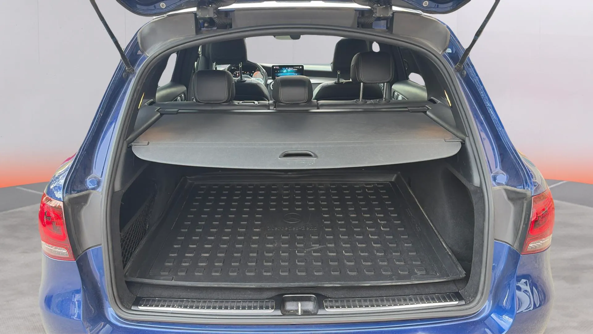 Mercedes-Benz GLC 300 d 4MATIC - foto 16