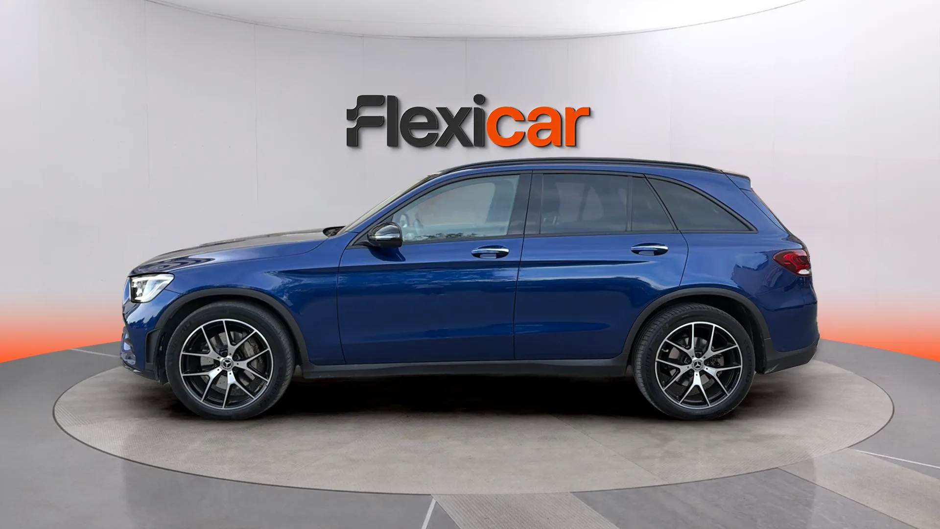 Mercedes-Benz GLC 300 d 4MATIC - foto 4