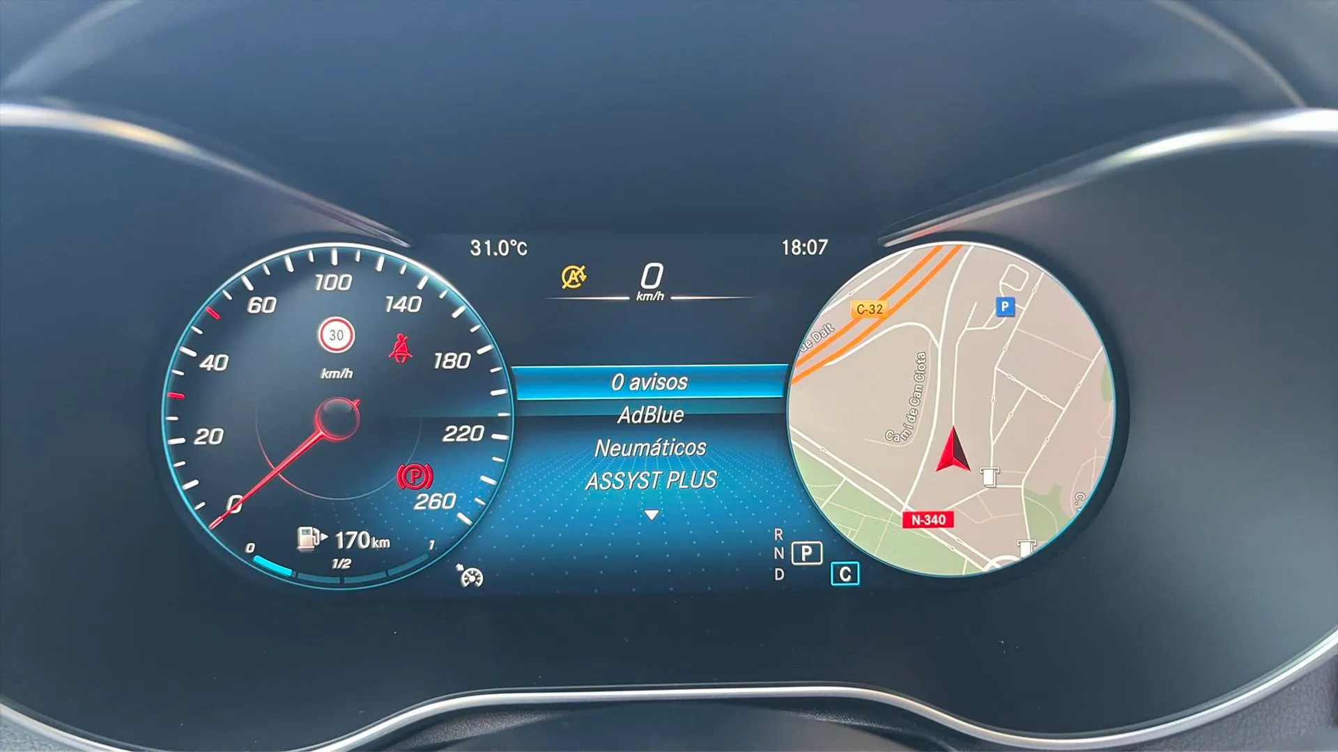 Mercedes-Benz GLC 300 d 4MATIC - foto 12