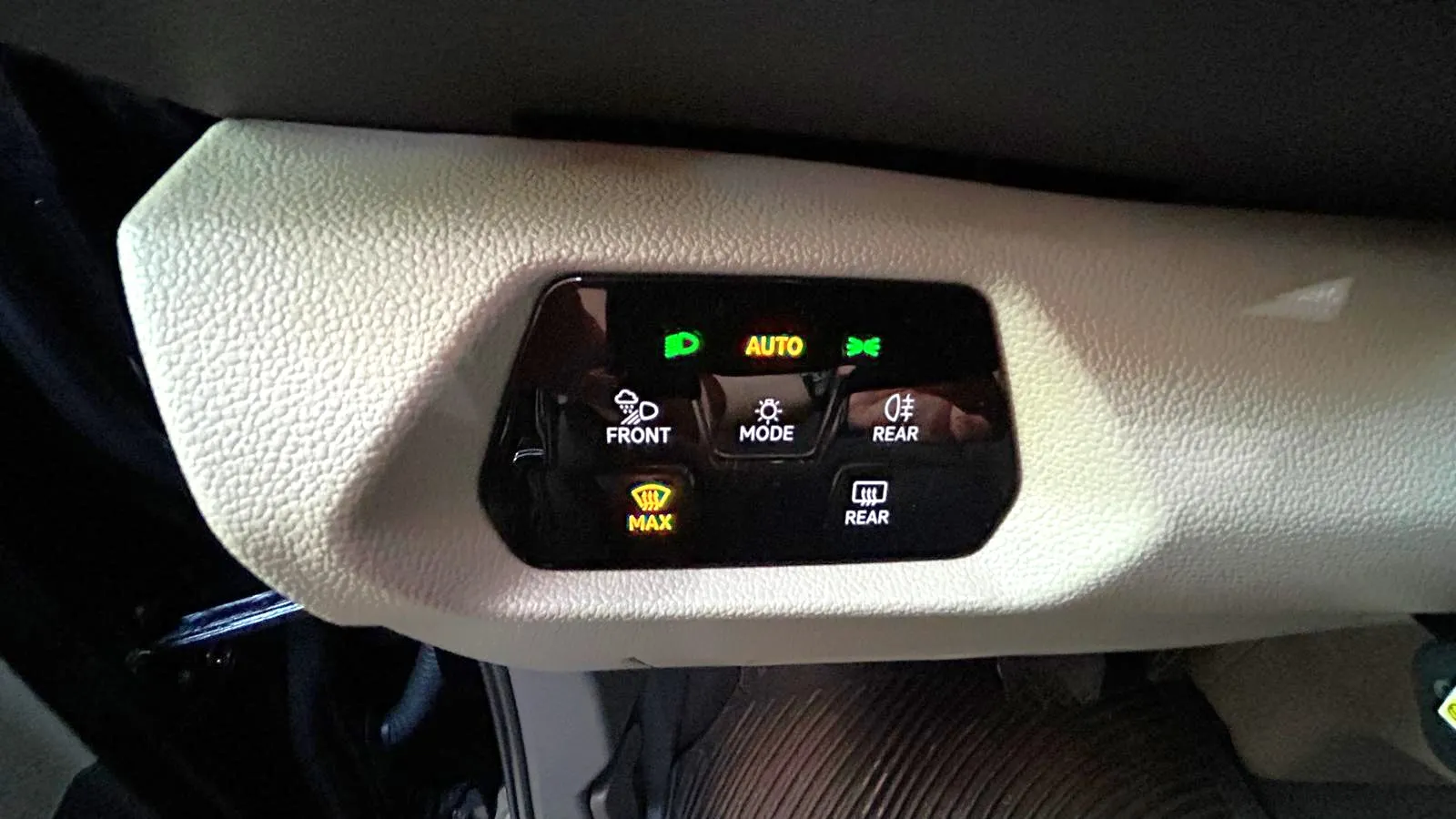 Volkswagen Multivan 2.0 TDI DSG B.Larga - foto 23