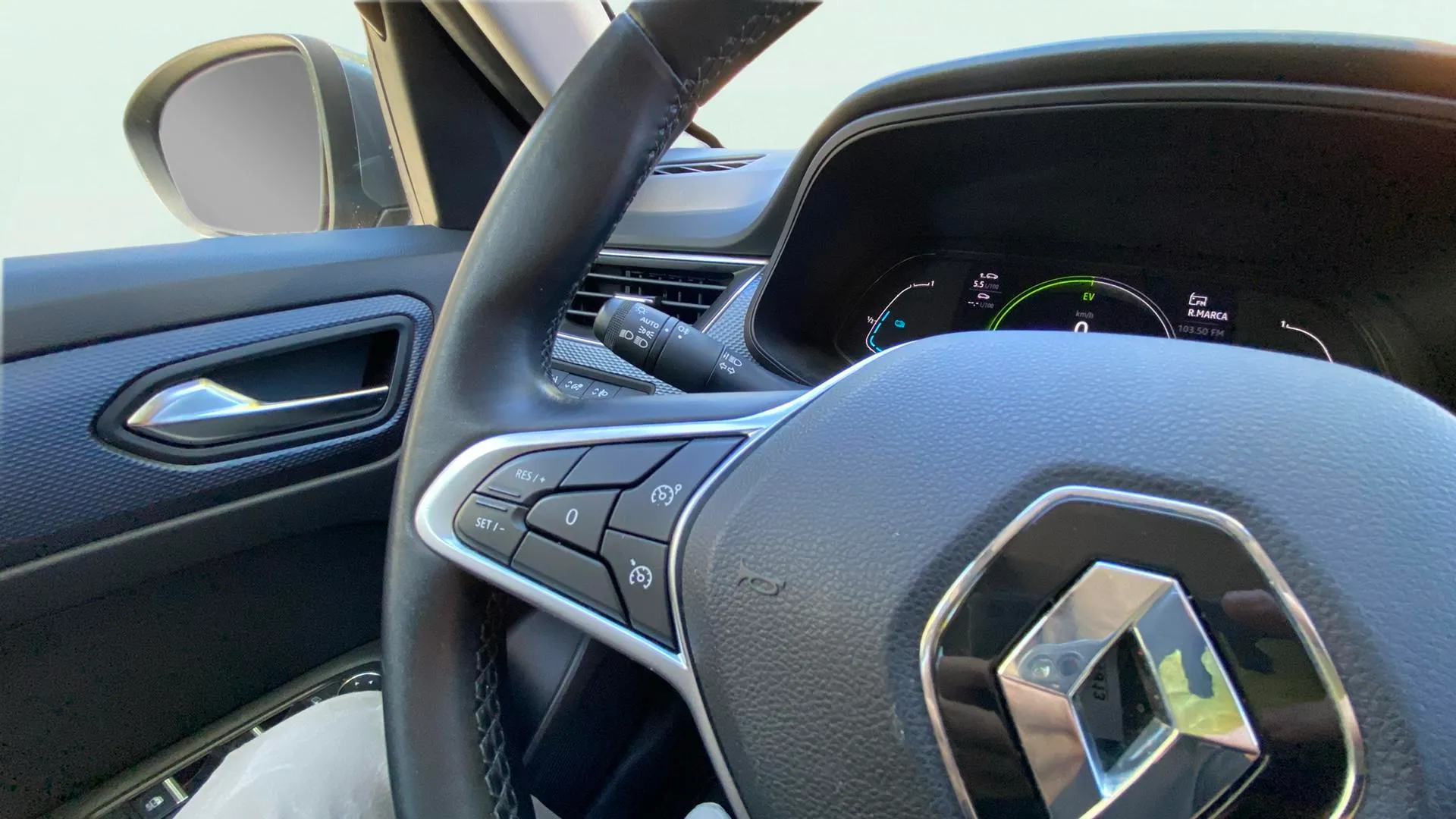 Renault Arkana Intens E-Tech Híbrido -SS - foto 18