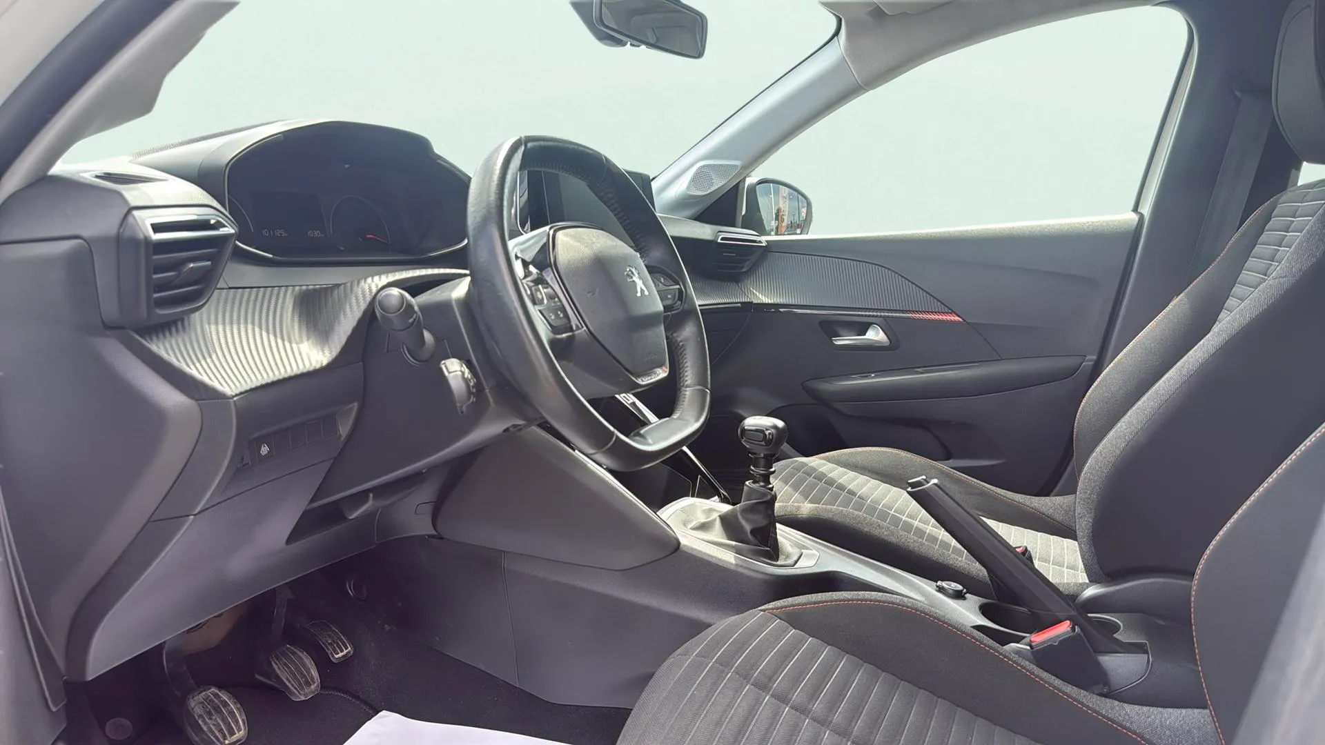 Peugeot 208 BlueHDi Active - foto 9