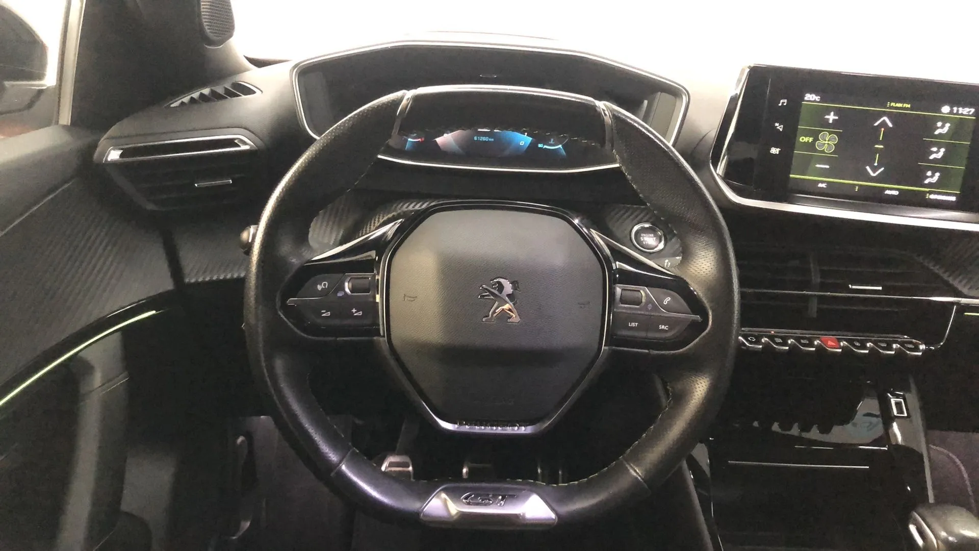 Peugeot 2008 GT Line PureTech 130 BVM6 - foto 12