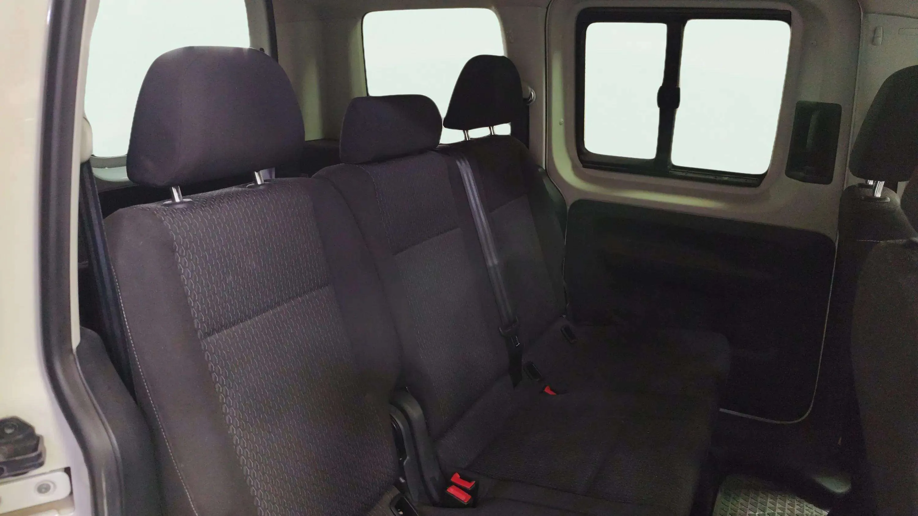 Volkswagen Caddy Comfortline 2.0 TDI BMT - foto 20