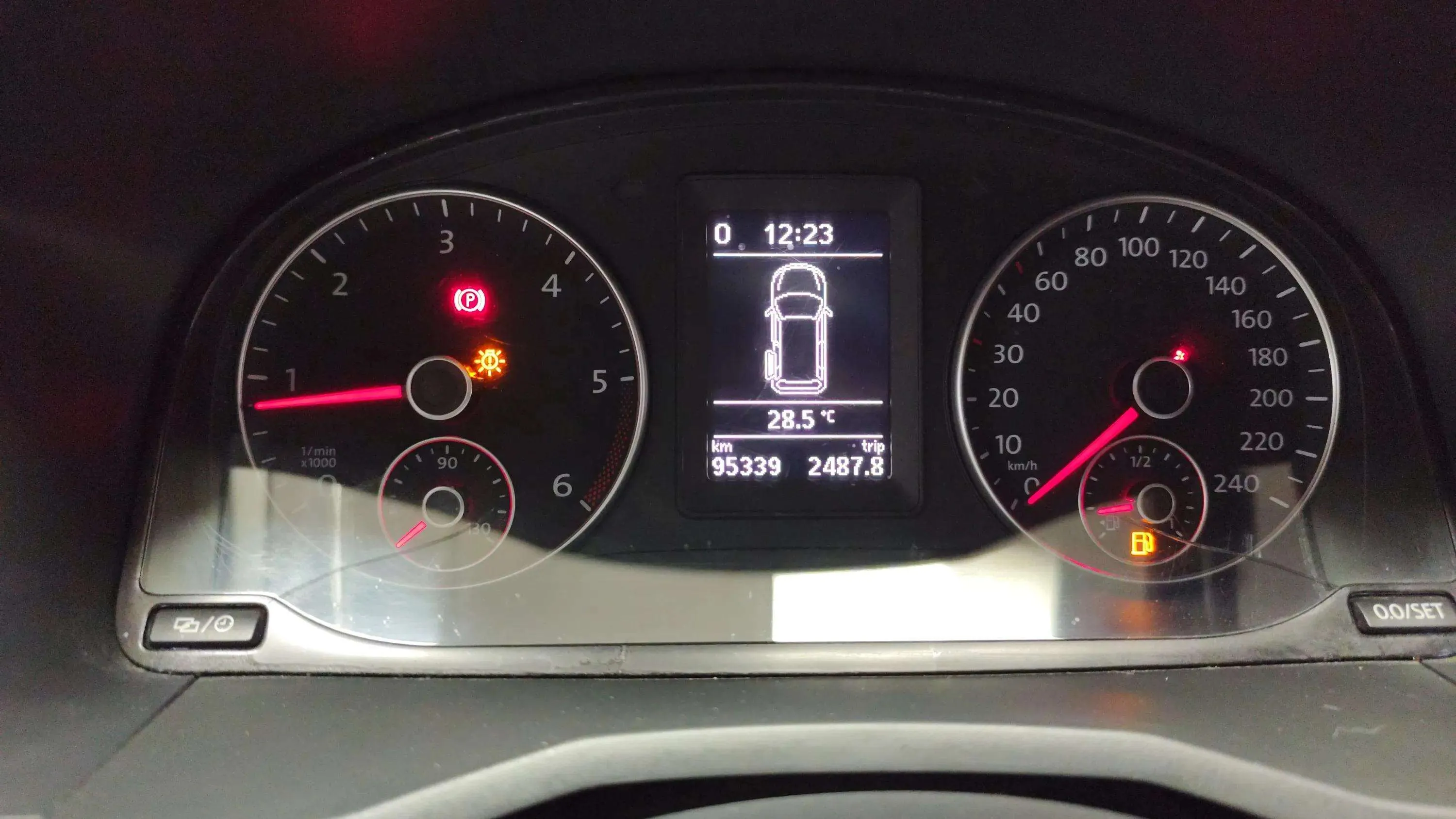 Volkswagen Caddy Comfortline 2.0 TDI BMT - foto 9