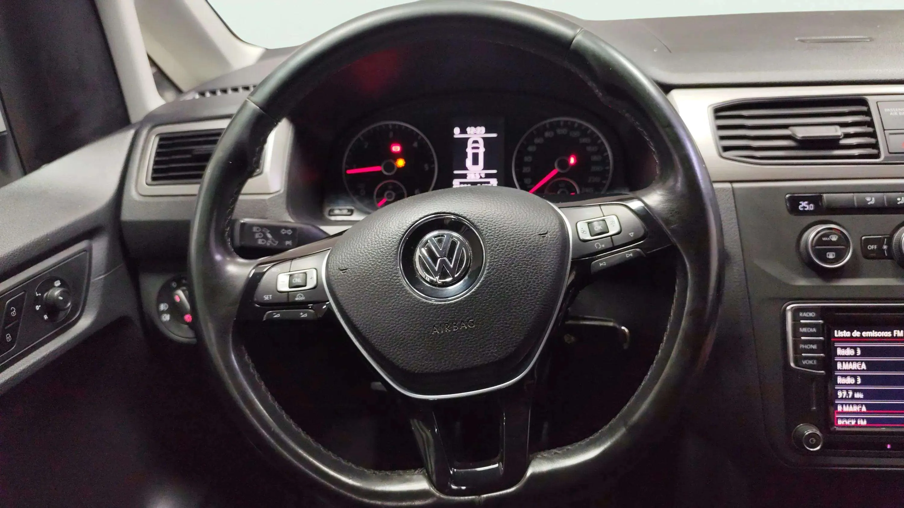 Volkswagen Caddy Comfortline 2.0 TDI BMT - foto 13