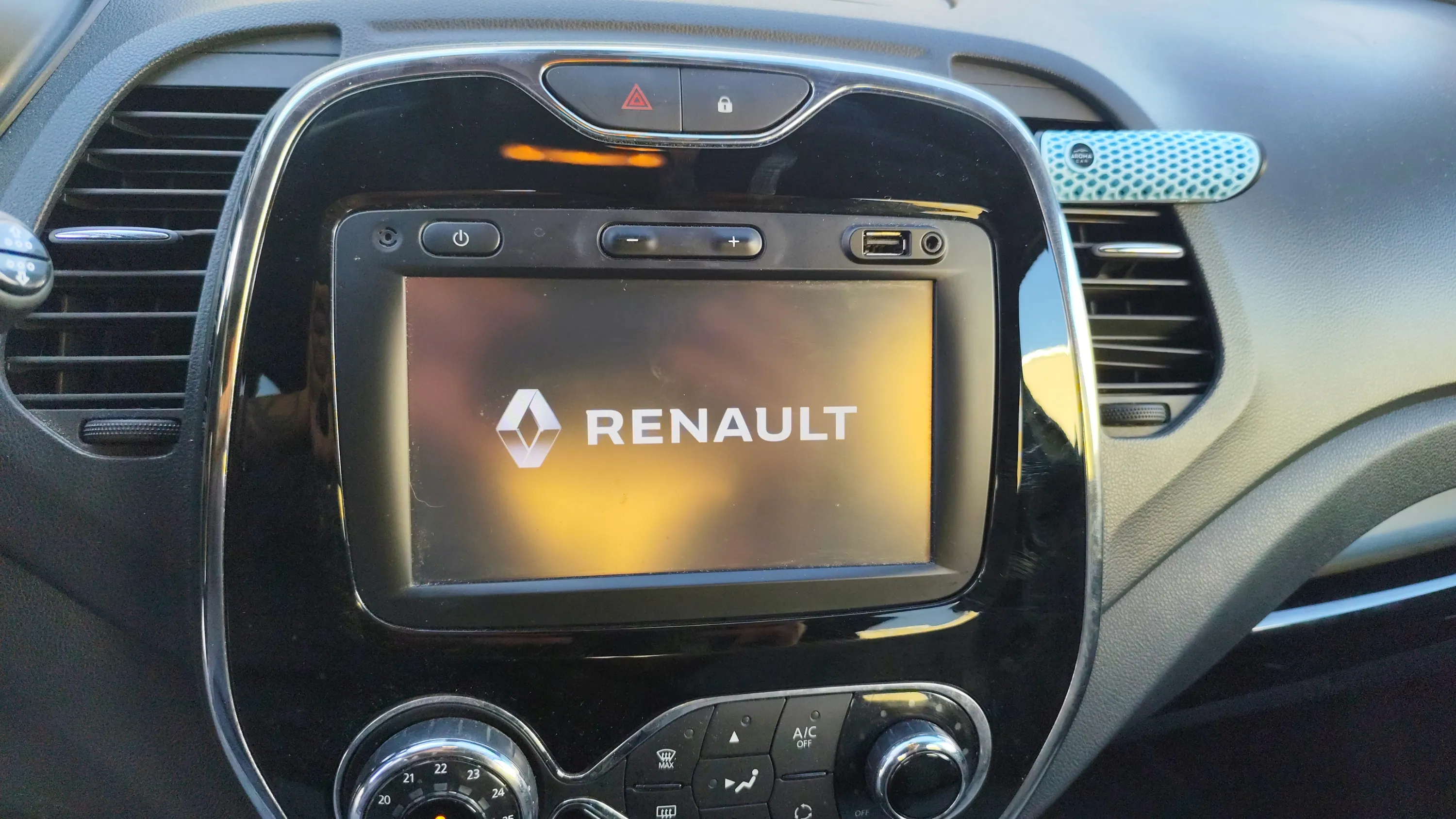 Renault Captur Expression - foto 11