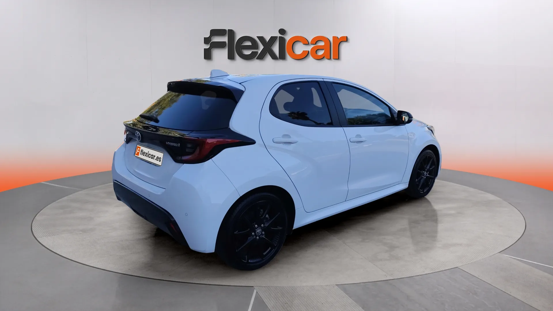 Toyota Yaris 1.5 120H Style Plus - foto 7