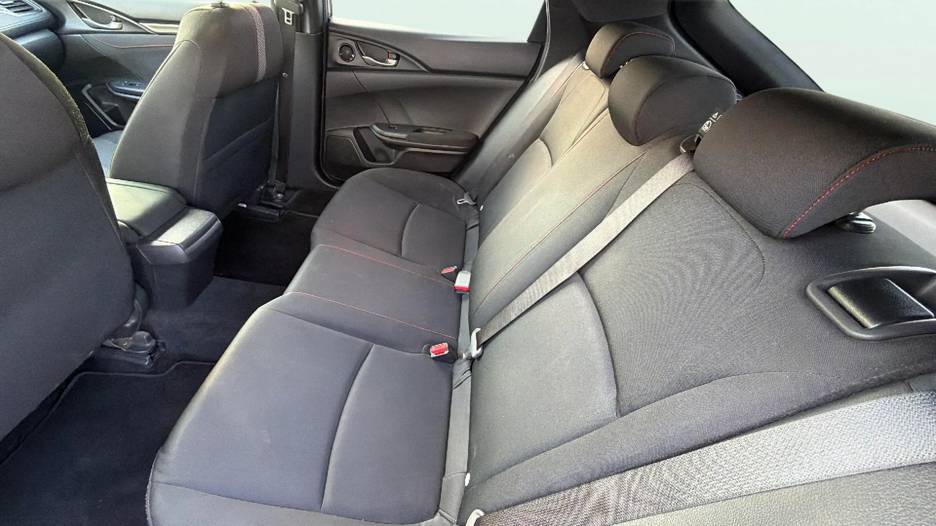 Honda Civic 1.0 I-VTEC Turbo Elegance NAV - foto 16