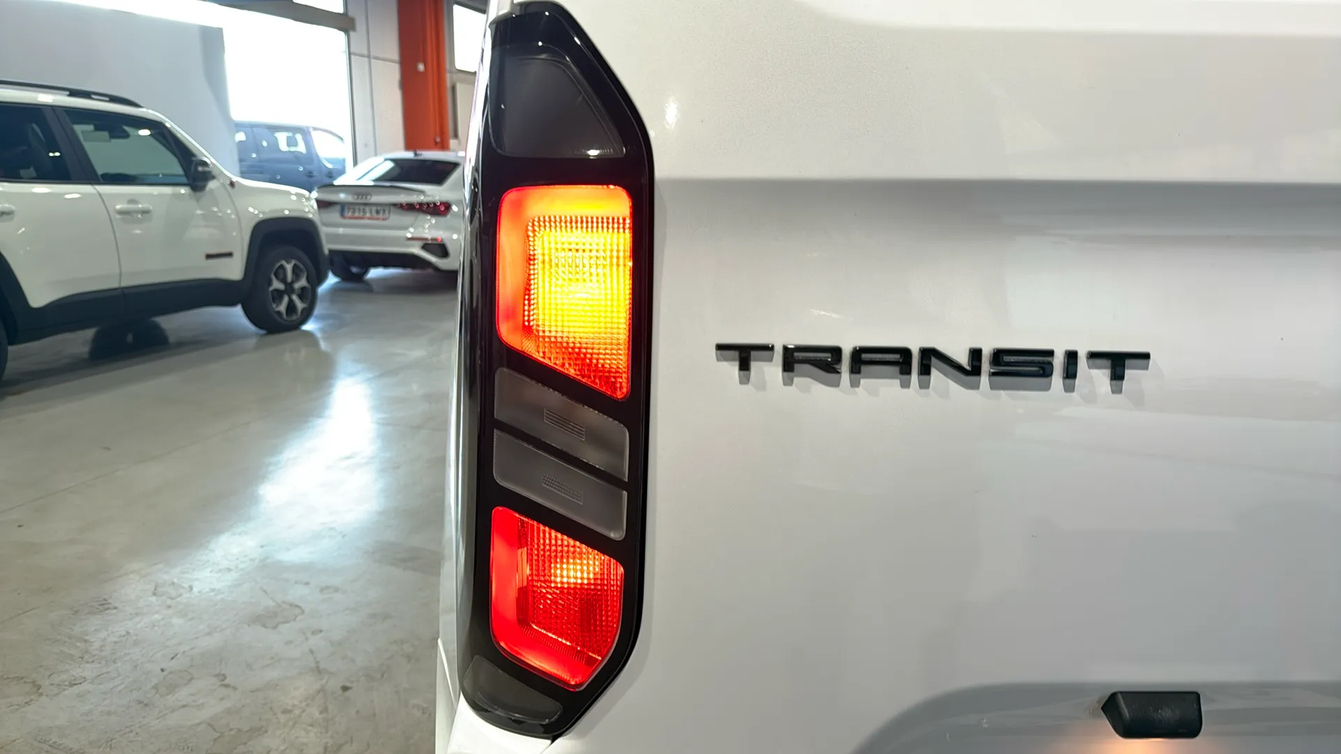 Ford Transit Custom 2.0 - foto 26