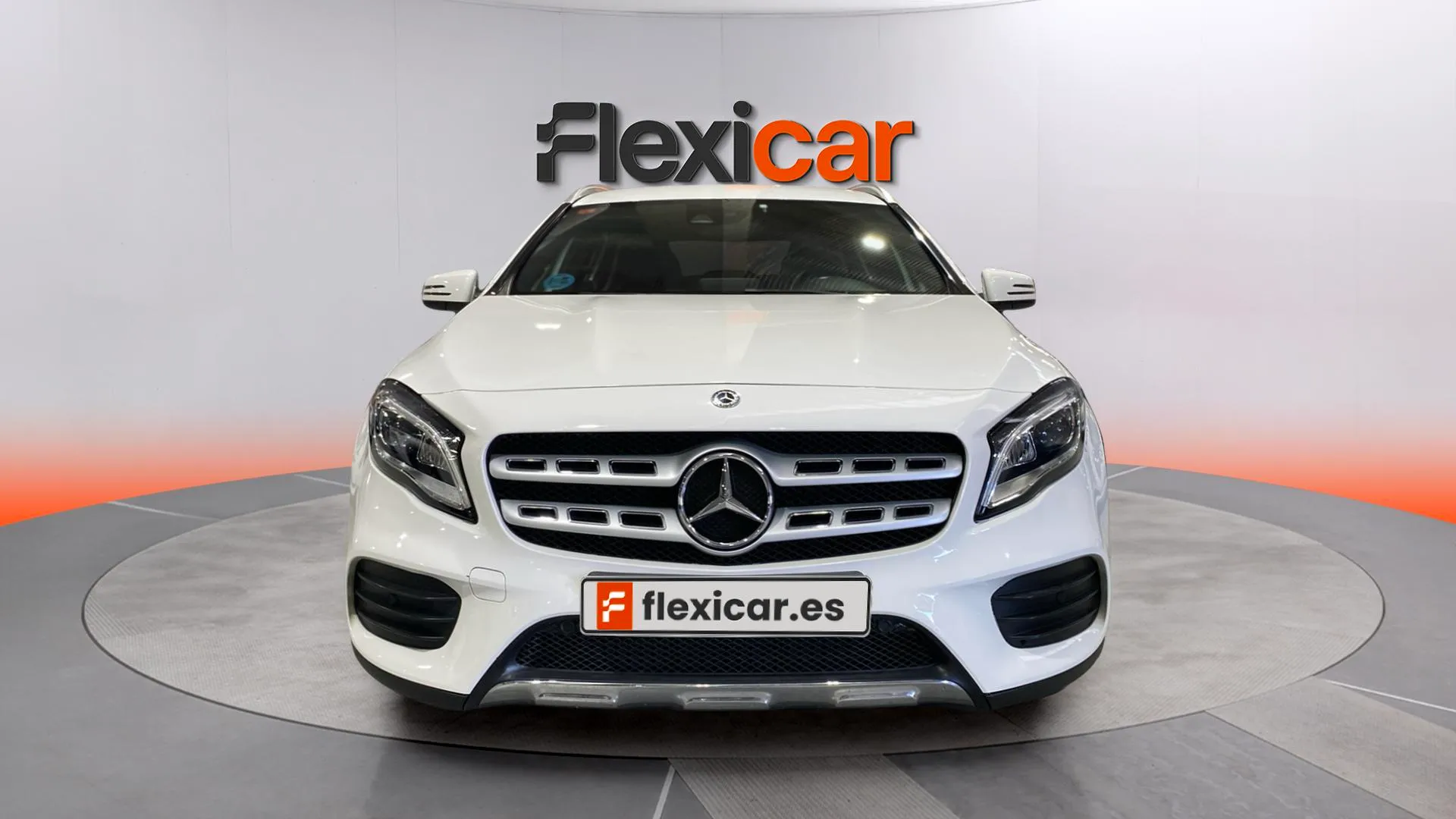 Mercedes-Benz GLA 200 d - foto 2