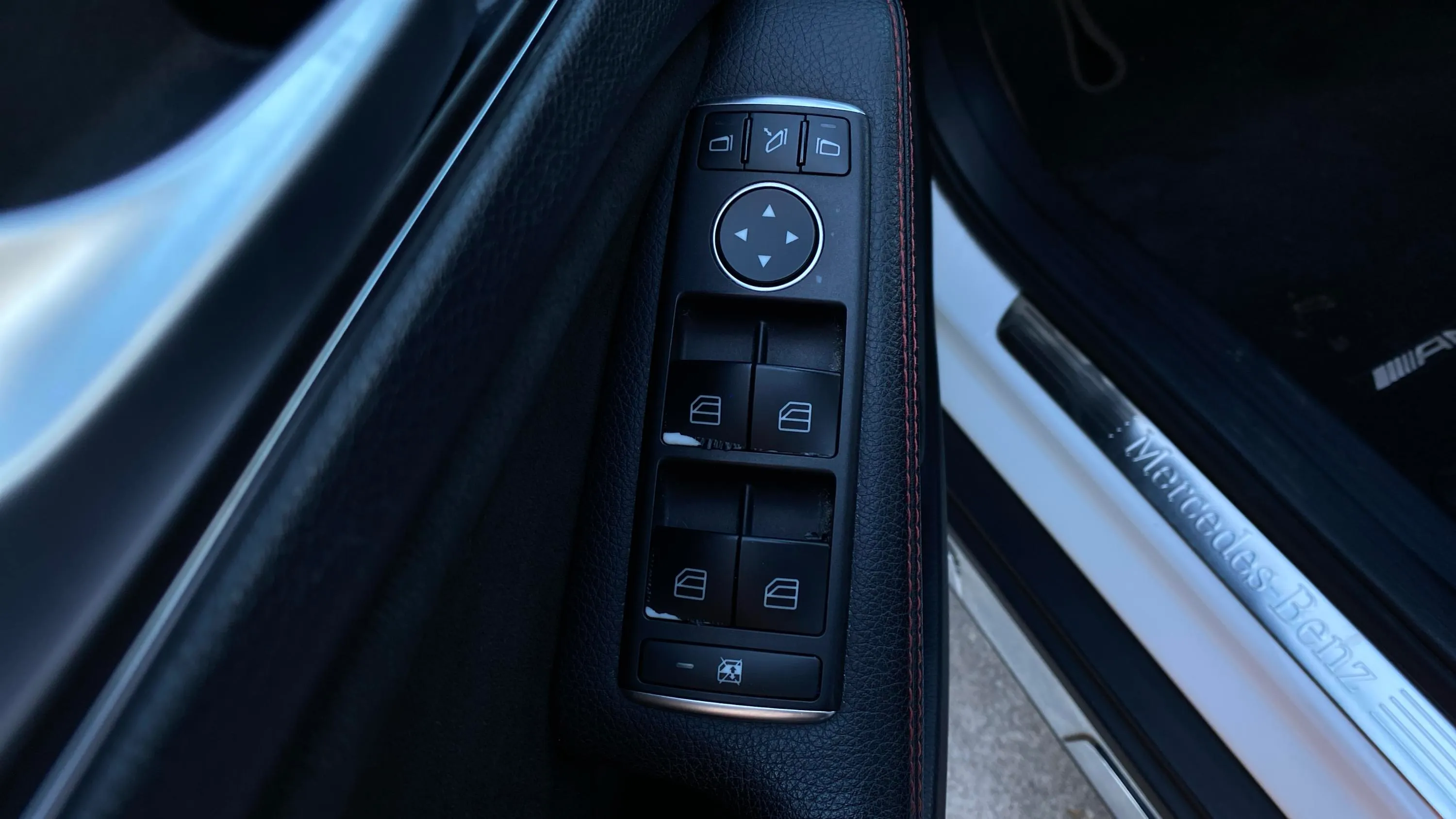 Mercedes-Benz GLA 200 d - foto 17
