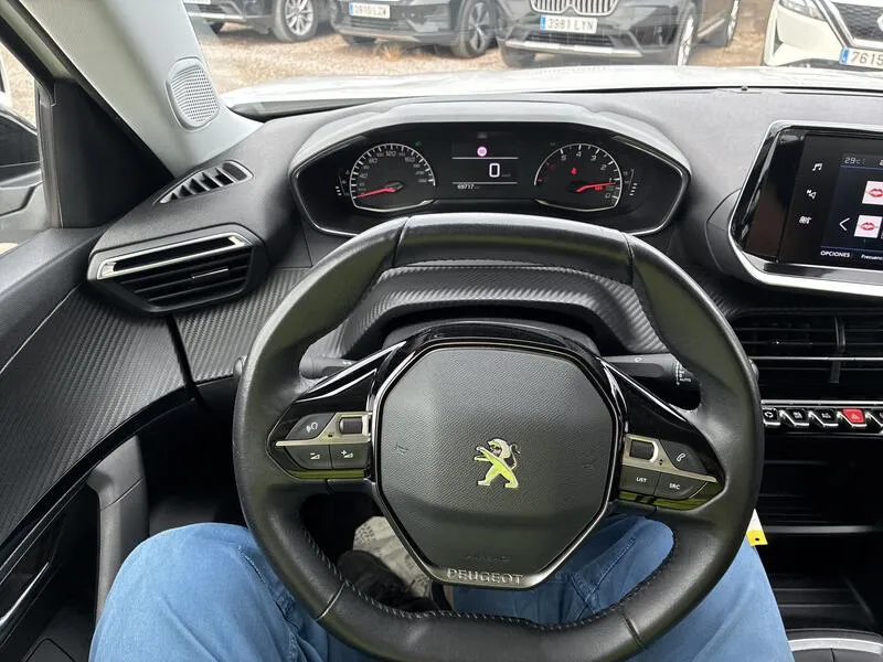 Peugeot 2008 Active Pack BlueHDi - foto 24