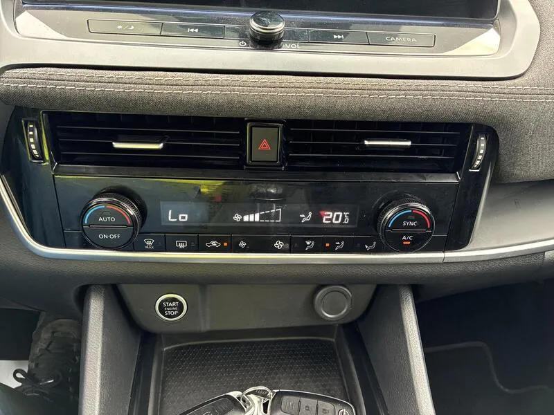Nissan Qashqai DIG-T mHEV 4x2 Acenta - foto 33