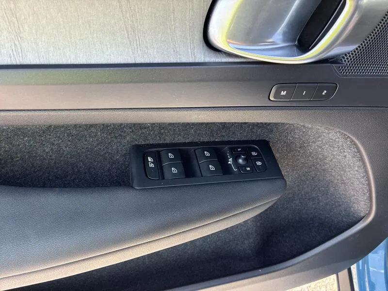 Volvo XC40 2.0 B3 G Core - foto 24