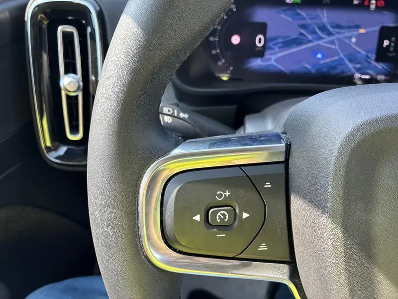 Volvo XC40 2.0 B3 G Core - foto 29
