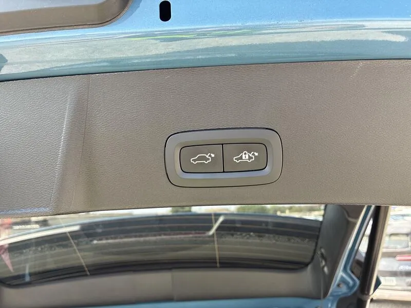 Volvo XC40 2.0 B3 G Core - foto 17