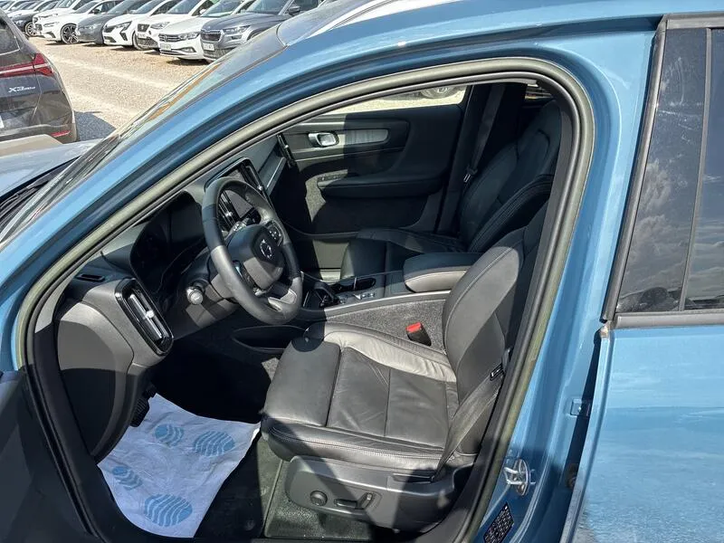 Volvo XC40 2.0 B3 G Core - foto 26