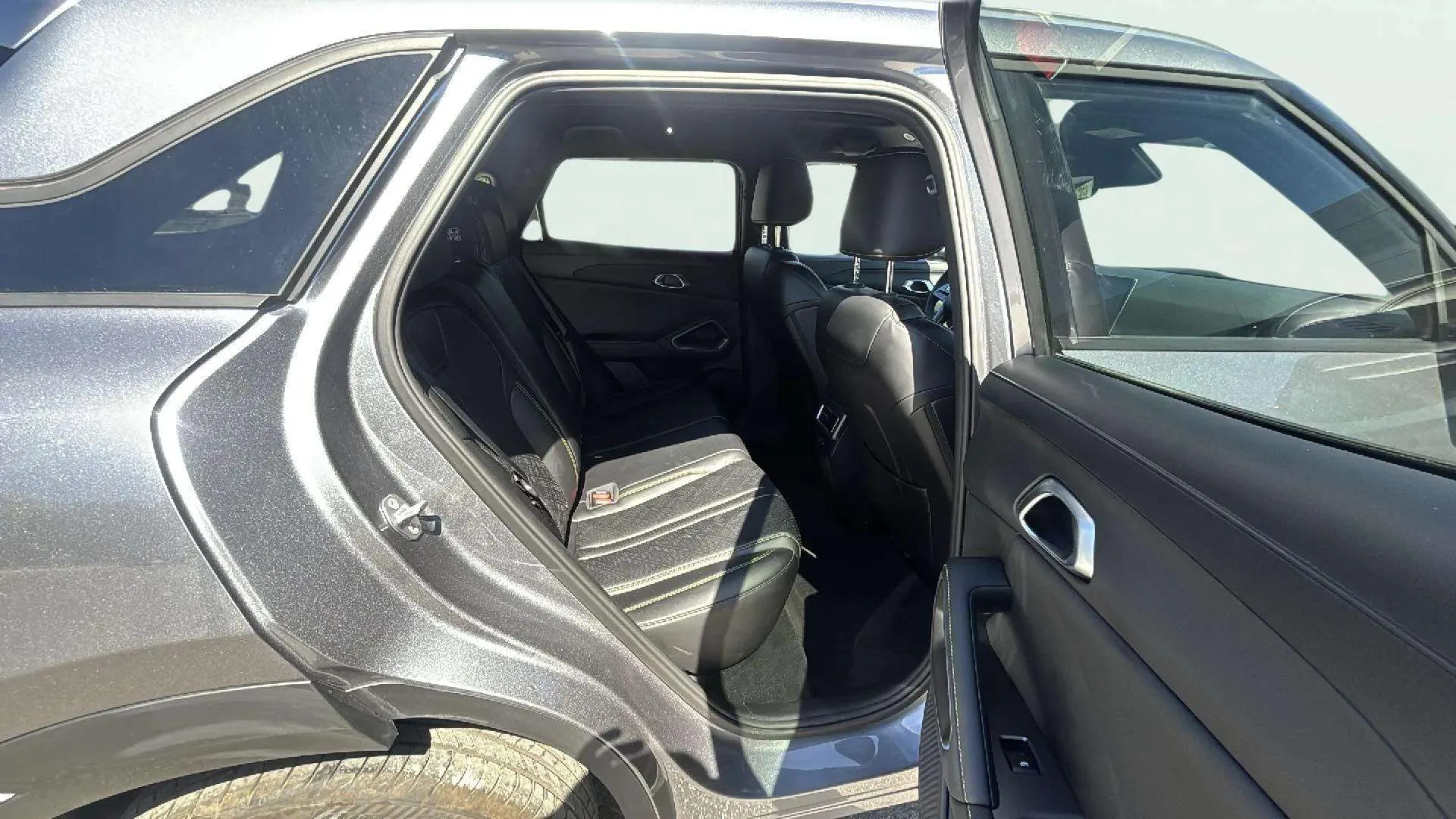 BYD Atto 2 1.5 - foto 14