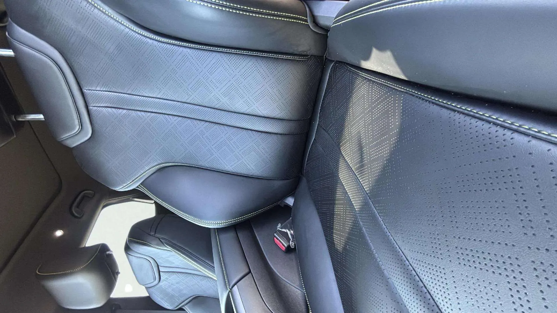 BYD Atto 2 1.5 - foto 29