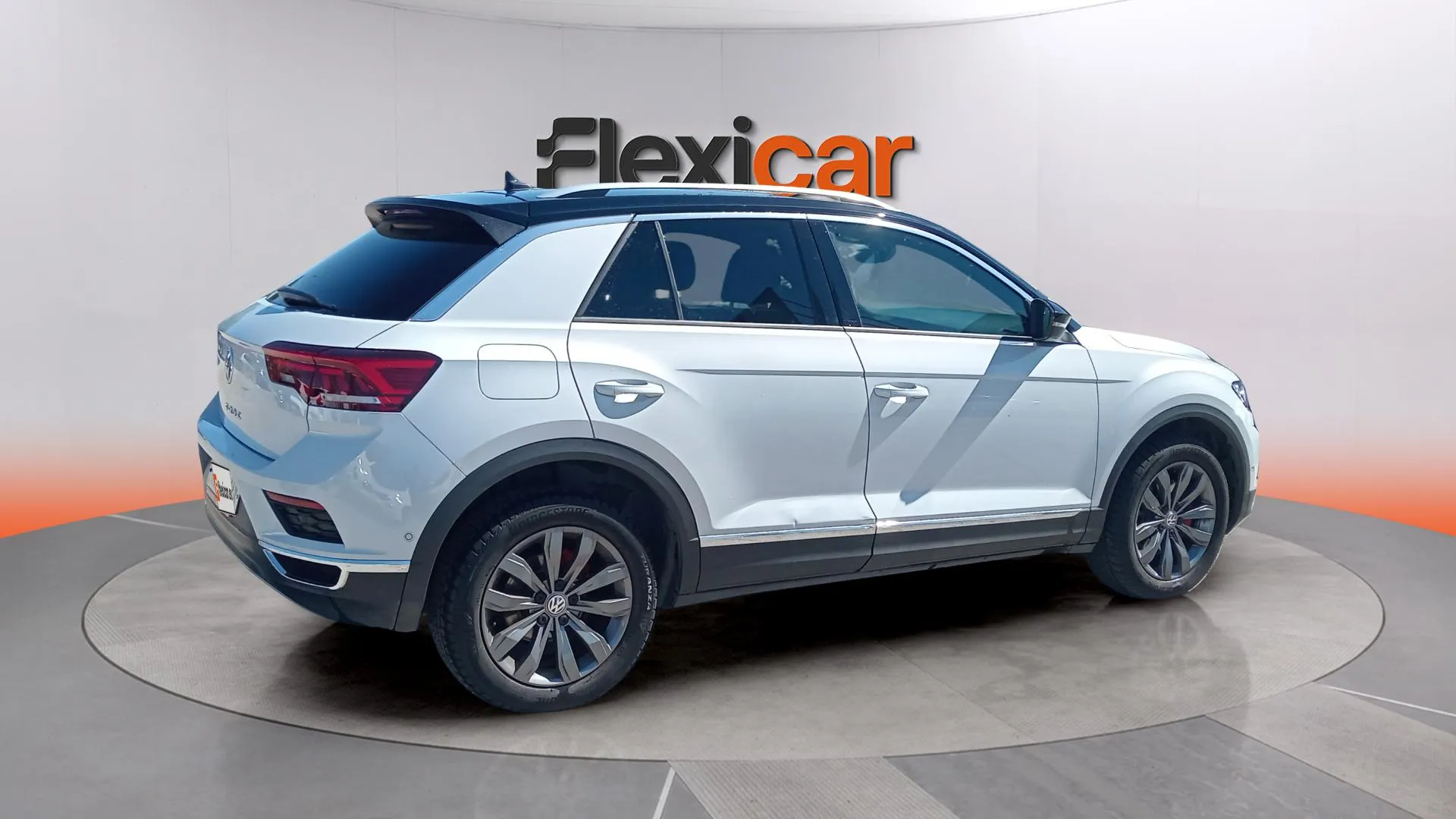 Volkswagen T-Roc Sport 1.5 TSI - foto 11