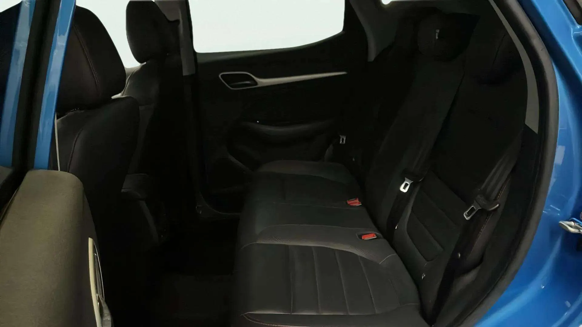 MG ZS 1.0T Luxury - foto 13