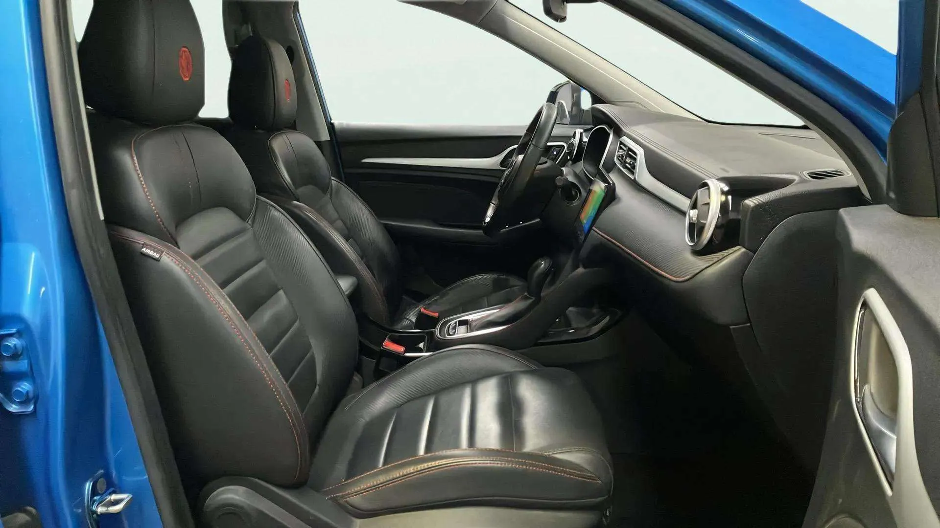 MG ZS 1.0T Luxury - foto 15