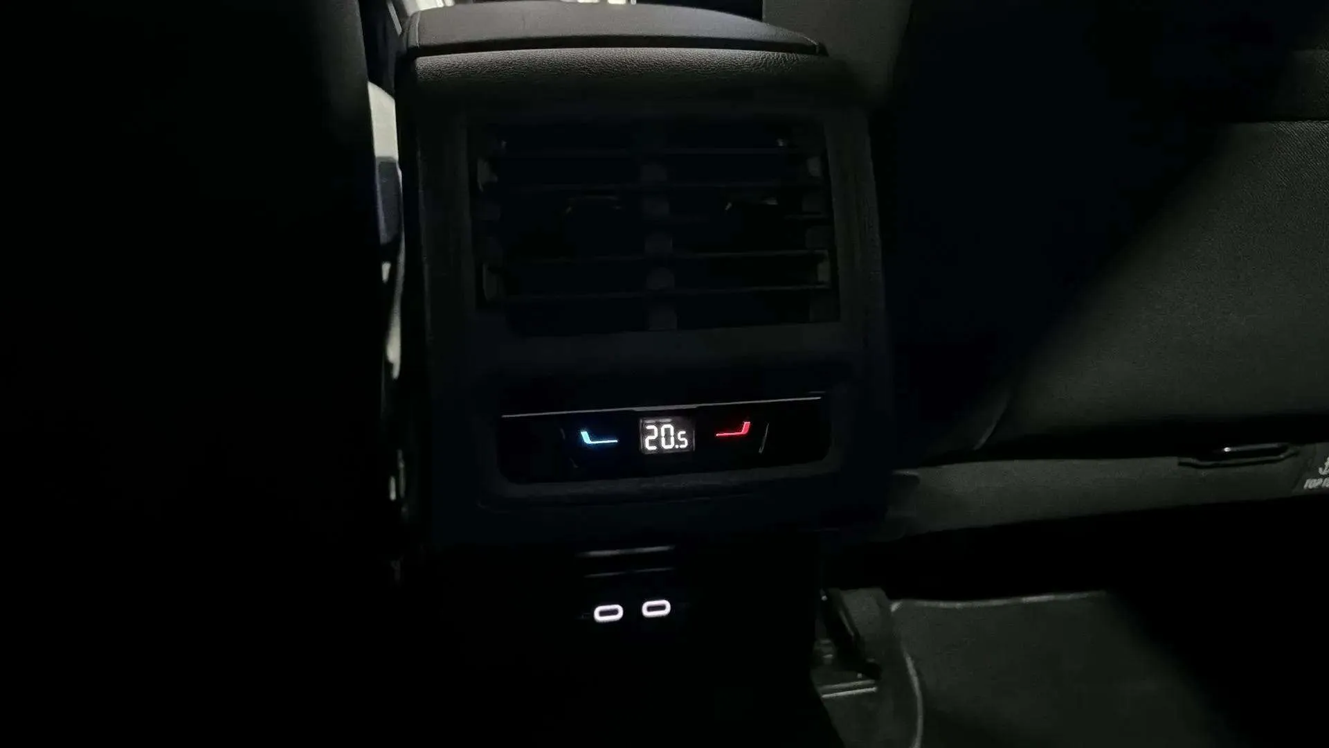Volkswagen Golf 1.0 TSI - foto 16