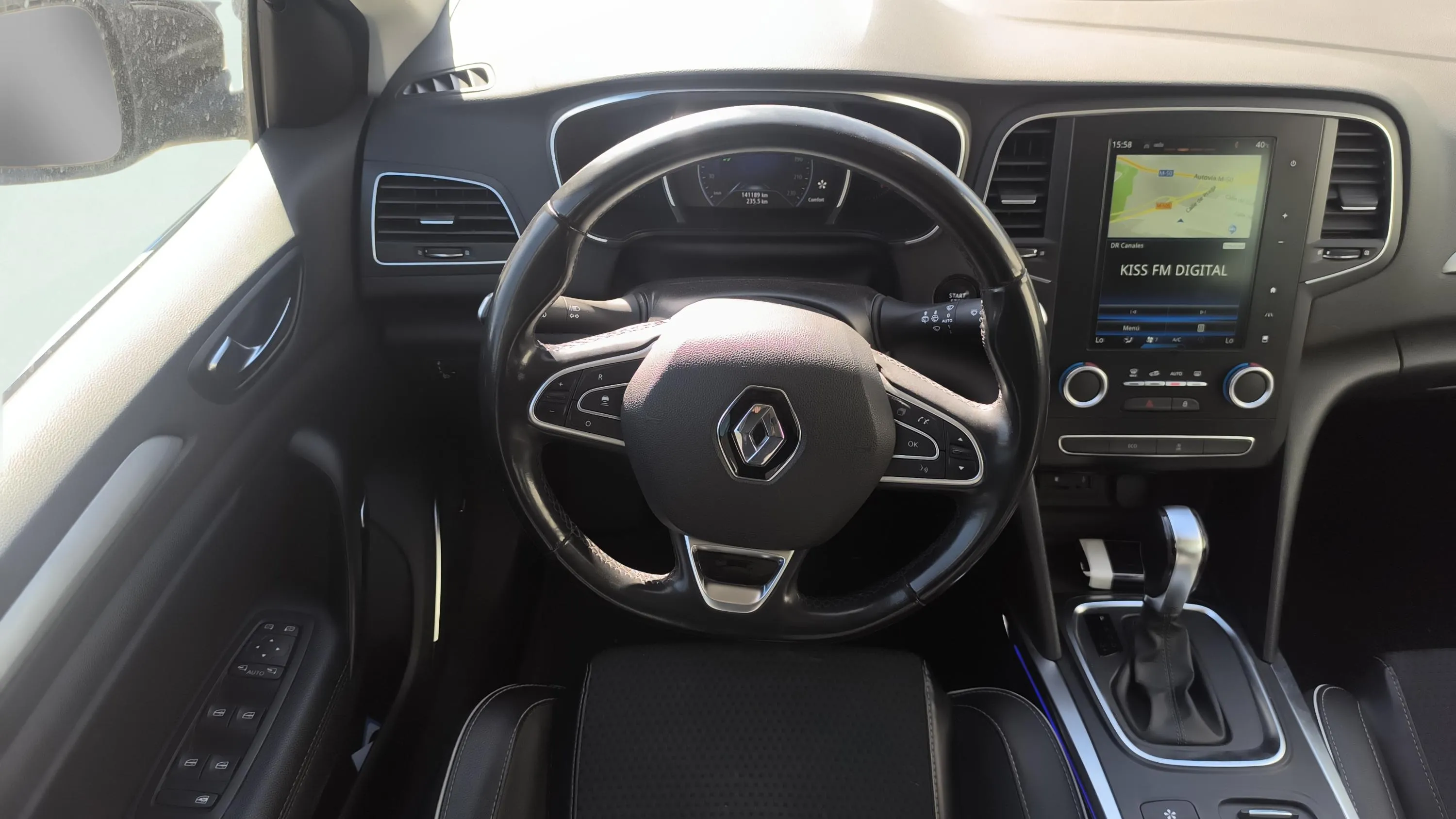 Renault Mégane Bose TCe EDC - foto 12