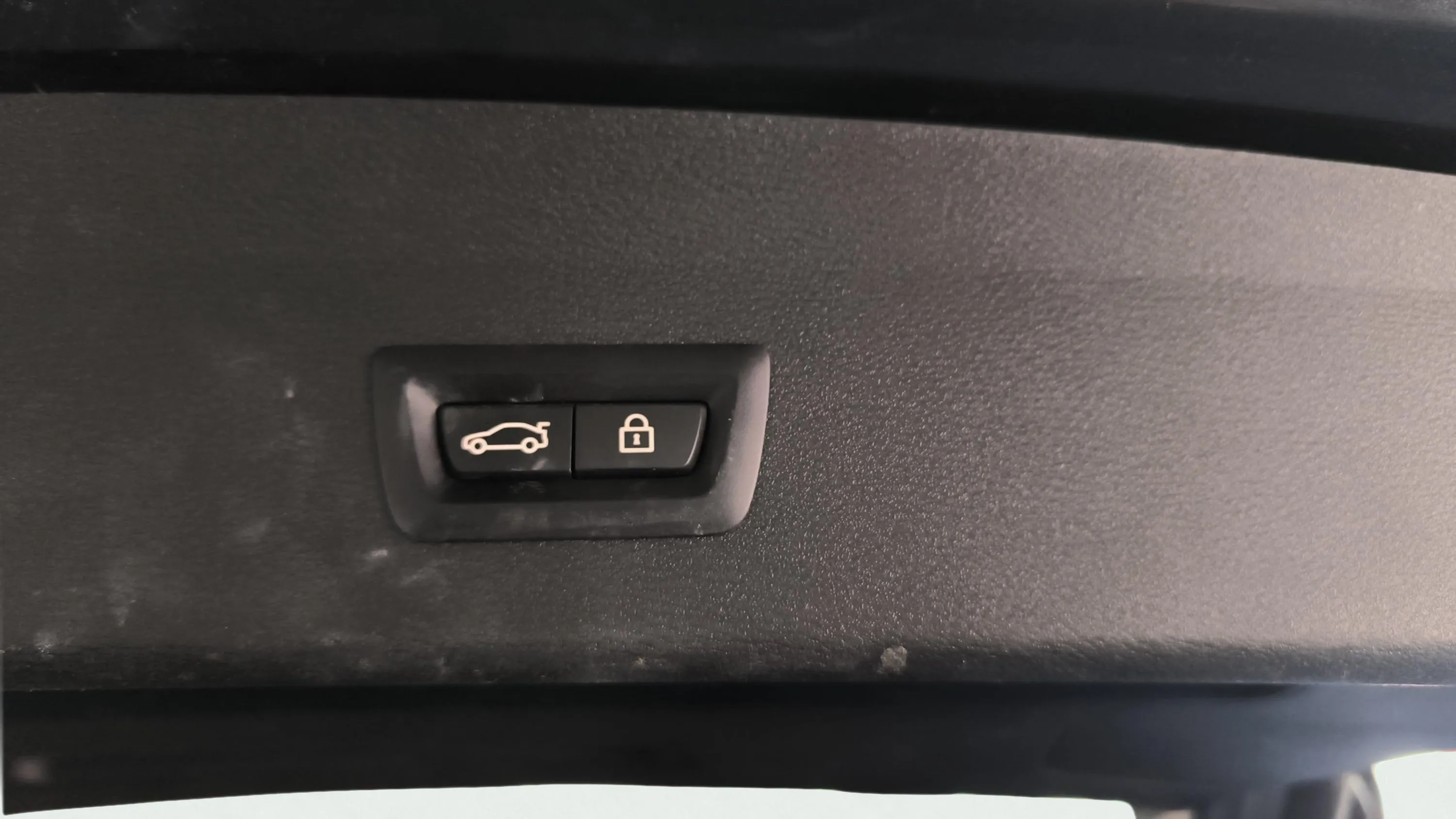 BMW X1 sDrive18d - foto 17