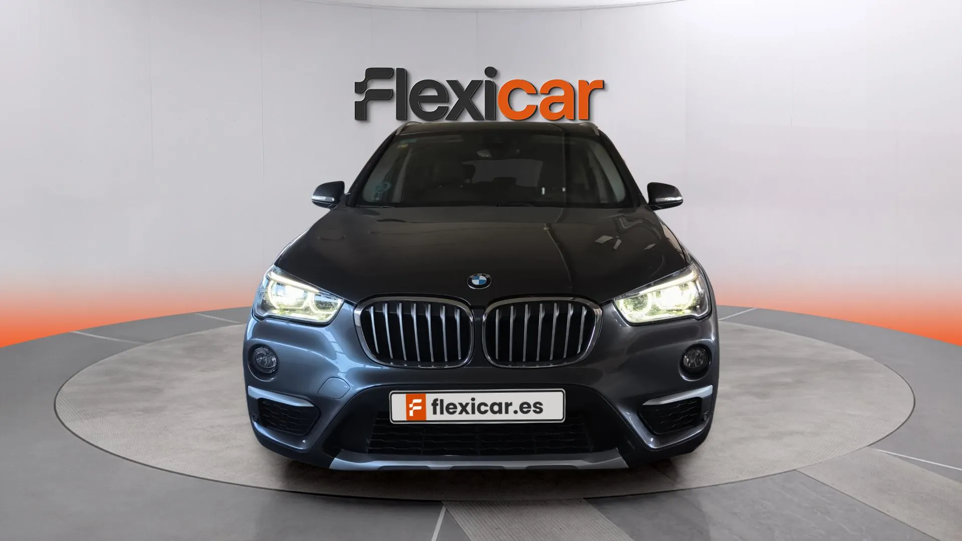 BMW X1 sDrive18d - foto 8