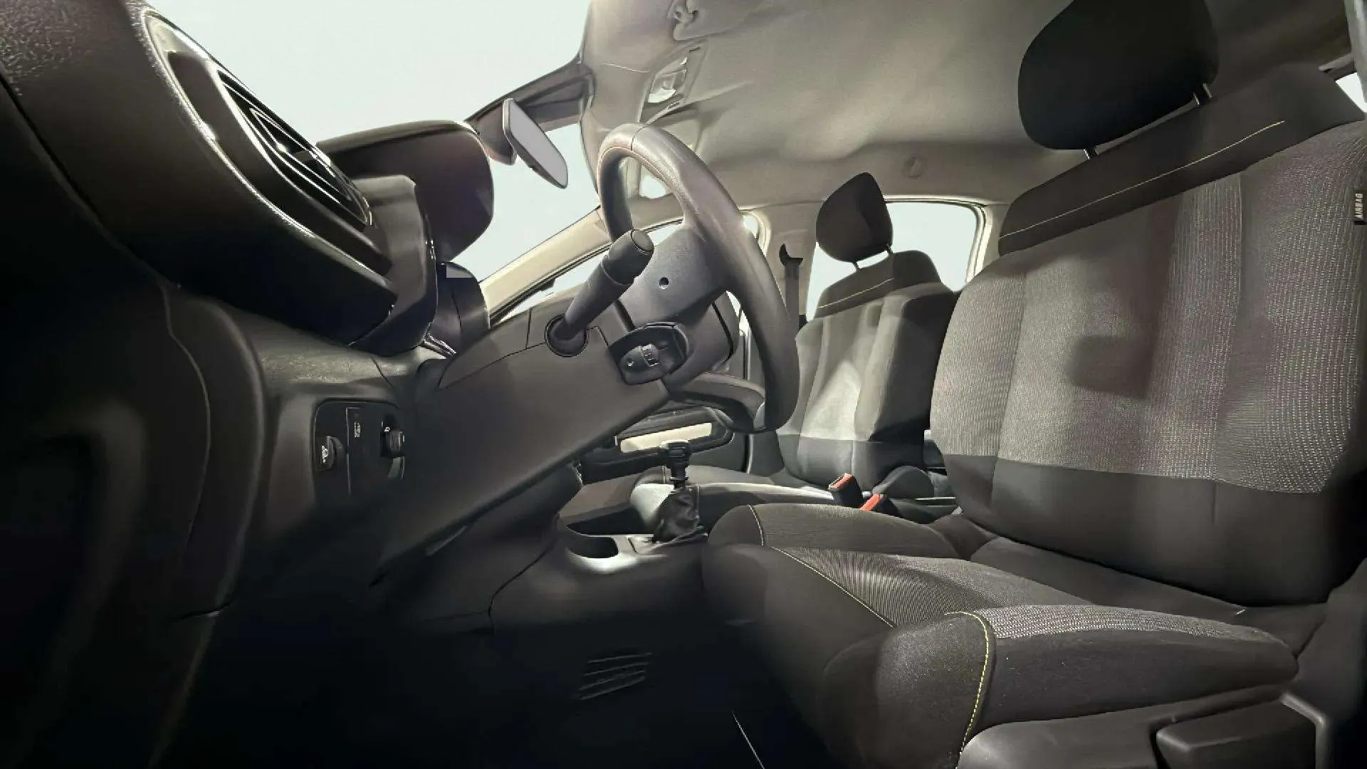 Citroën C3 BlueHDi C-Series - foto 13