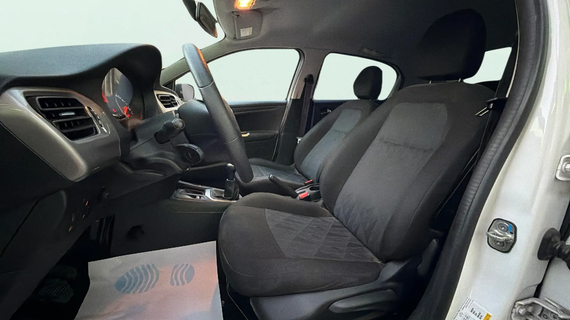 Citroën C-Elysée PureTech Feel - foto 16